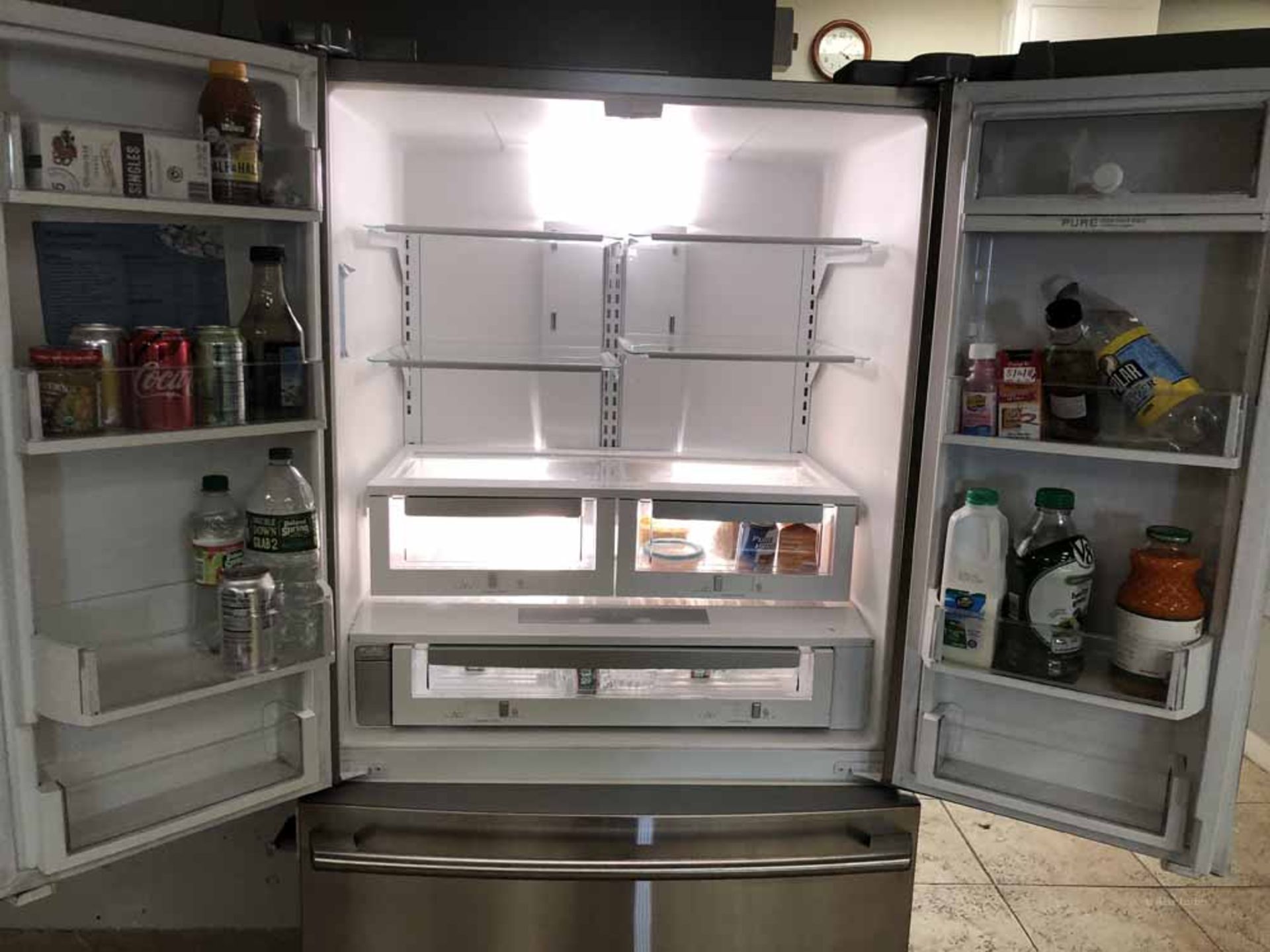 Electrolux Refrigerator (freezer non-opperable) - Image 2 of 3