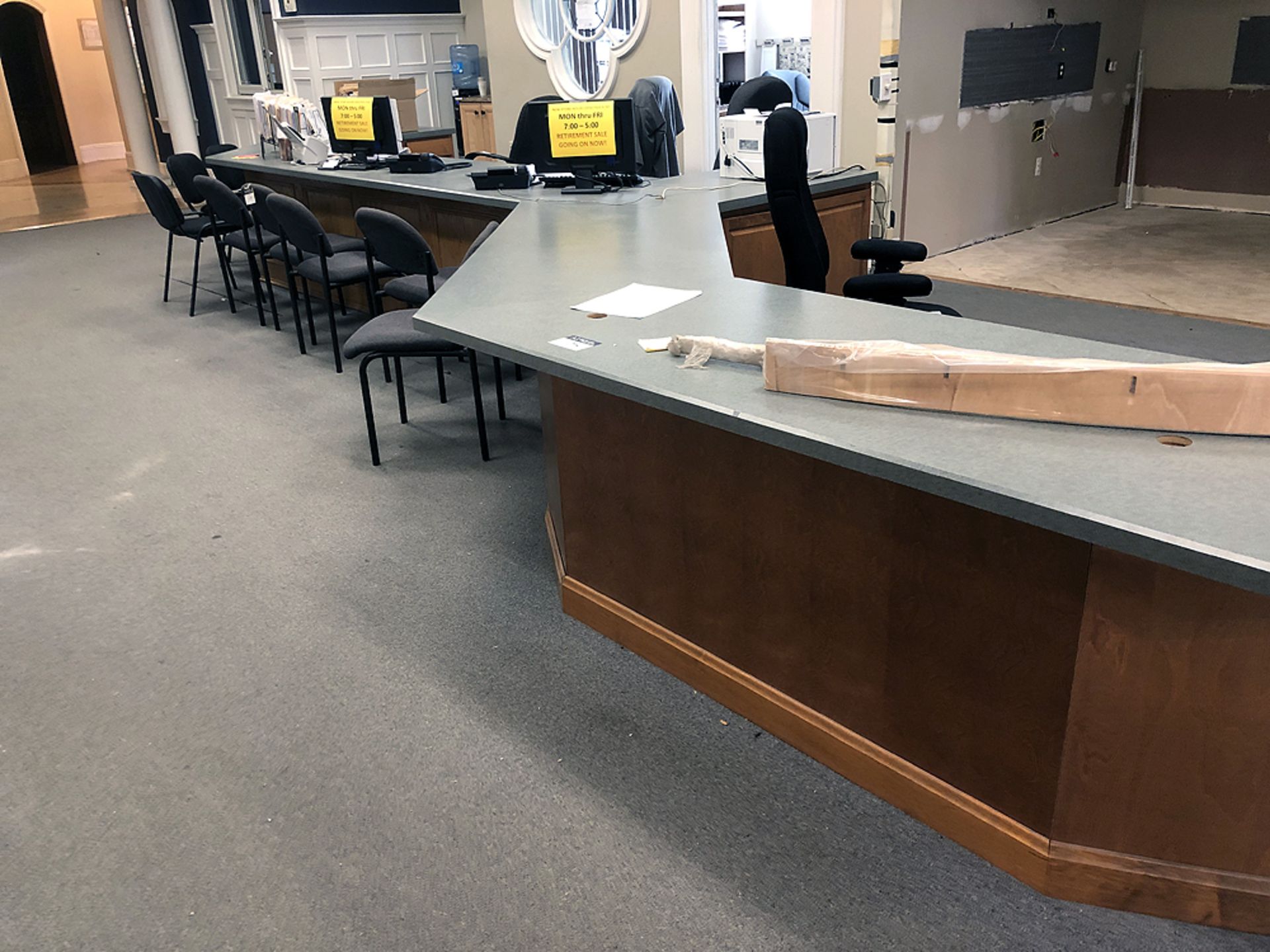 Custom Built Oak & Formica Reception Desk-40 ft - Image 2 of 3