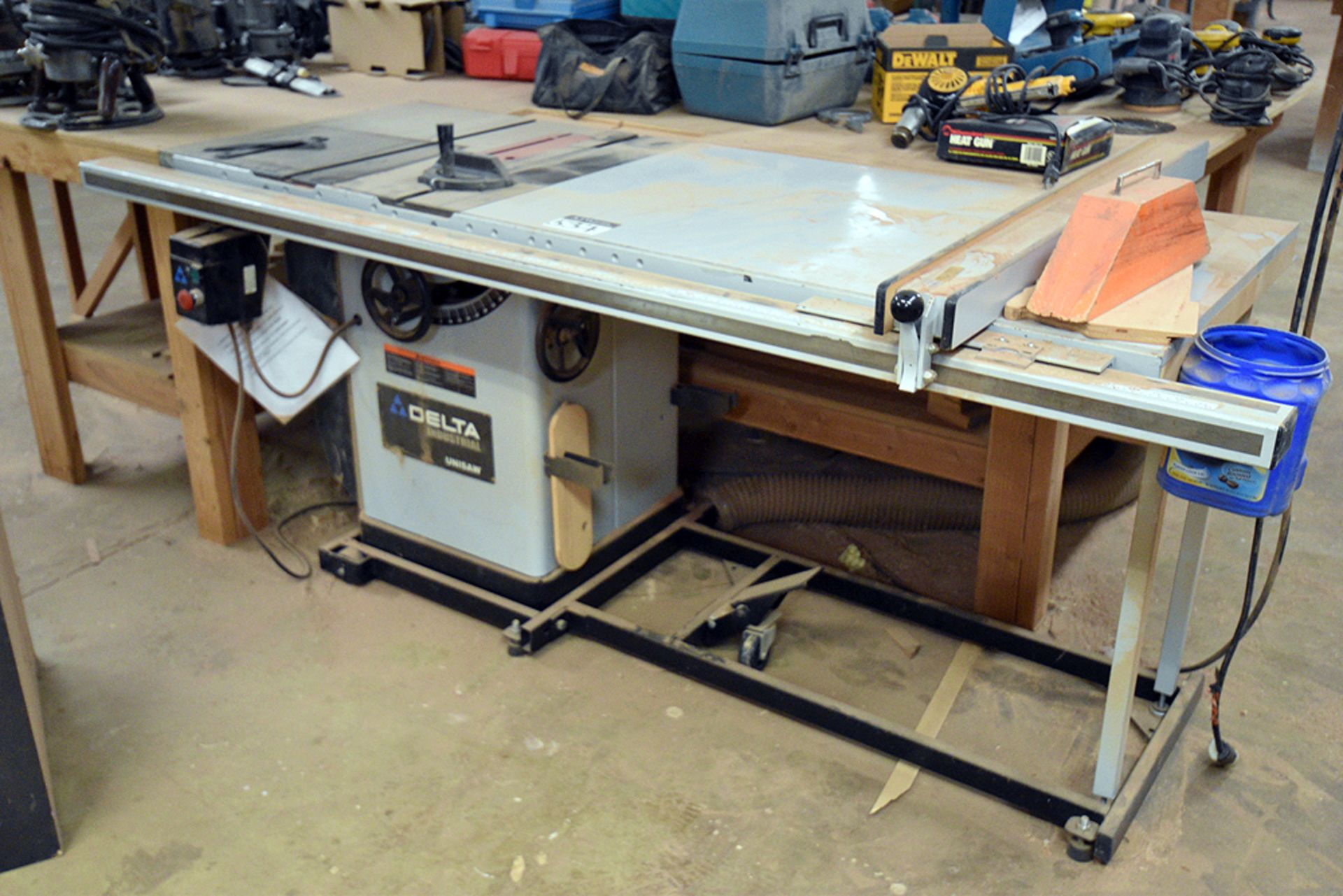 Delta Unisaw Table Saw Model: 36-953 230v