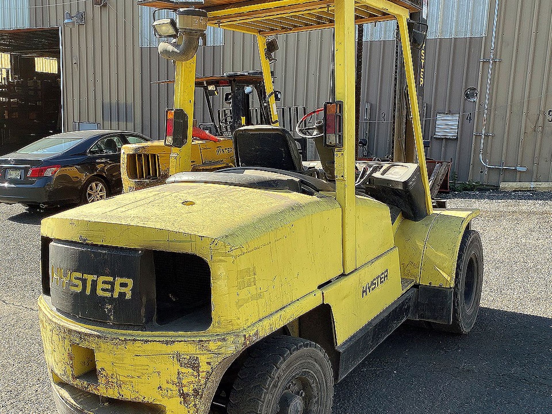 Hyster H120XM Forklift 2,908 Hour 16,915 Pounds - Image 2 of 2