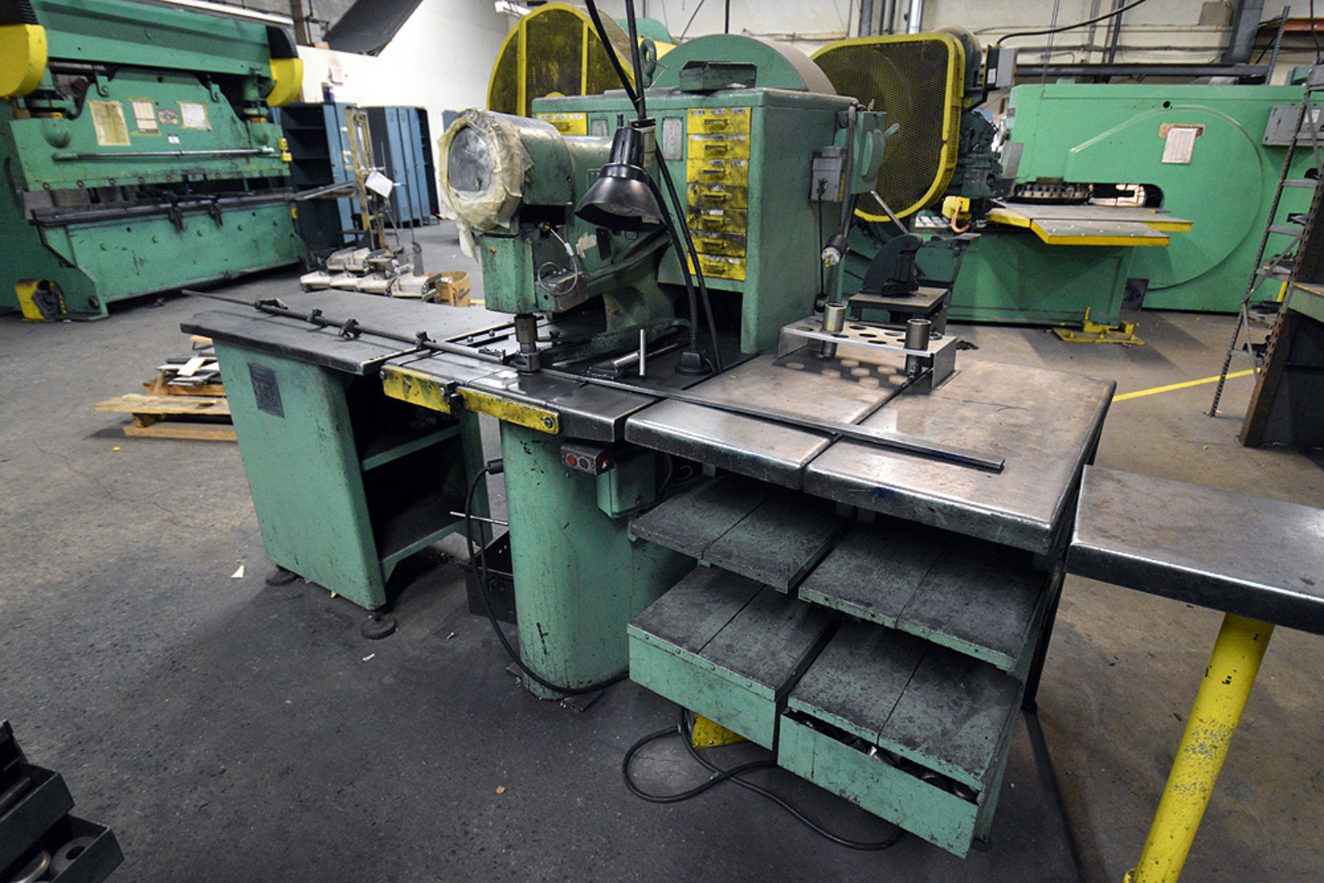 Wales-Strippit Corp. Sheet Metal fabricator w/ Hydra-New-Matic Head, Machine no. 6522156 - Image 2 of 20