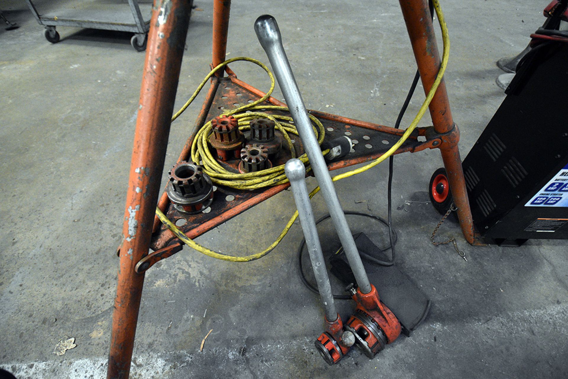 Ridgid 300 Power Threader w/ Ridgid Tri-Stand mod 1206 - Image 5 of 5