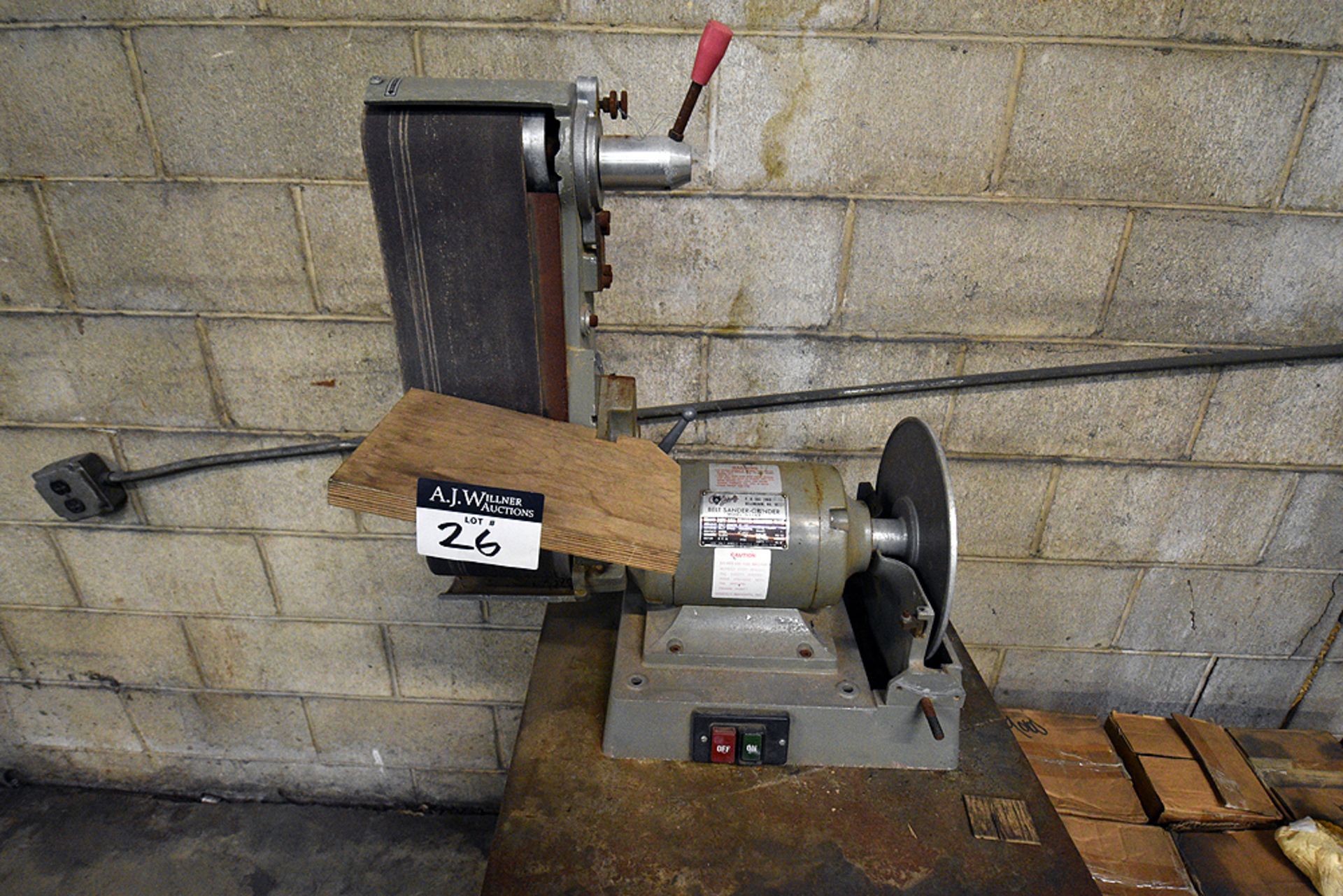 Grizzly 6" Belt & 12" Disc Sander, Model G-1183 - Image 2 of 3