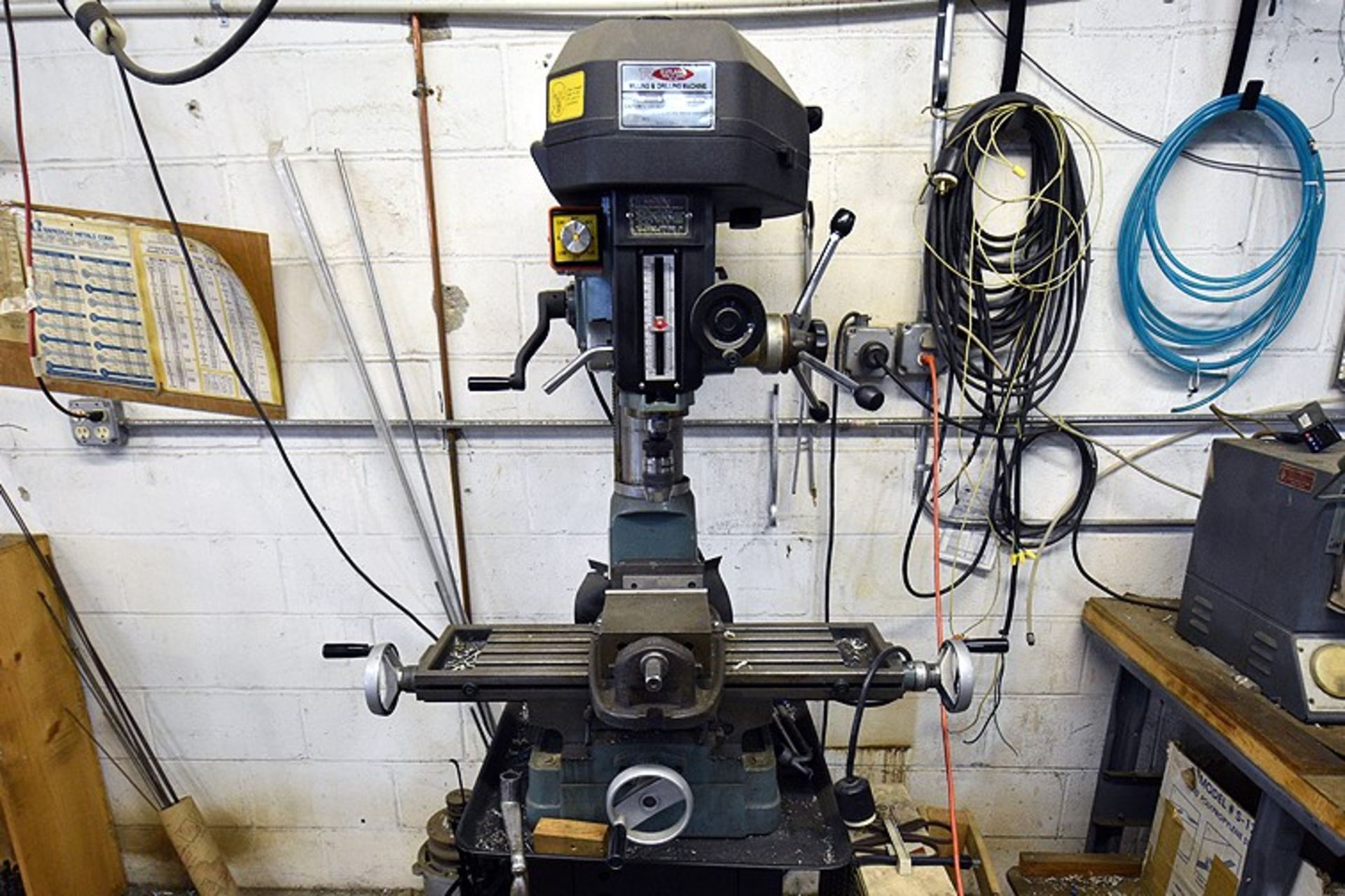 Rutland Tool model 26660630 bench milling and drilling machine, s/n 834323, 2 H.P. head, w/ 8” x 30” - Image 3 of 6