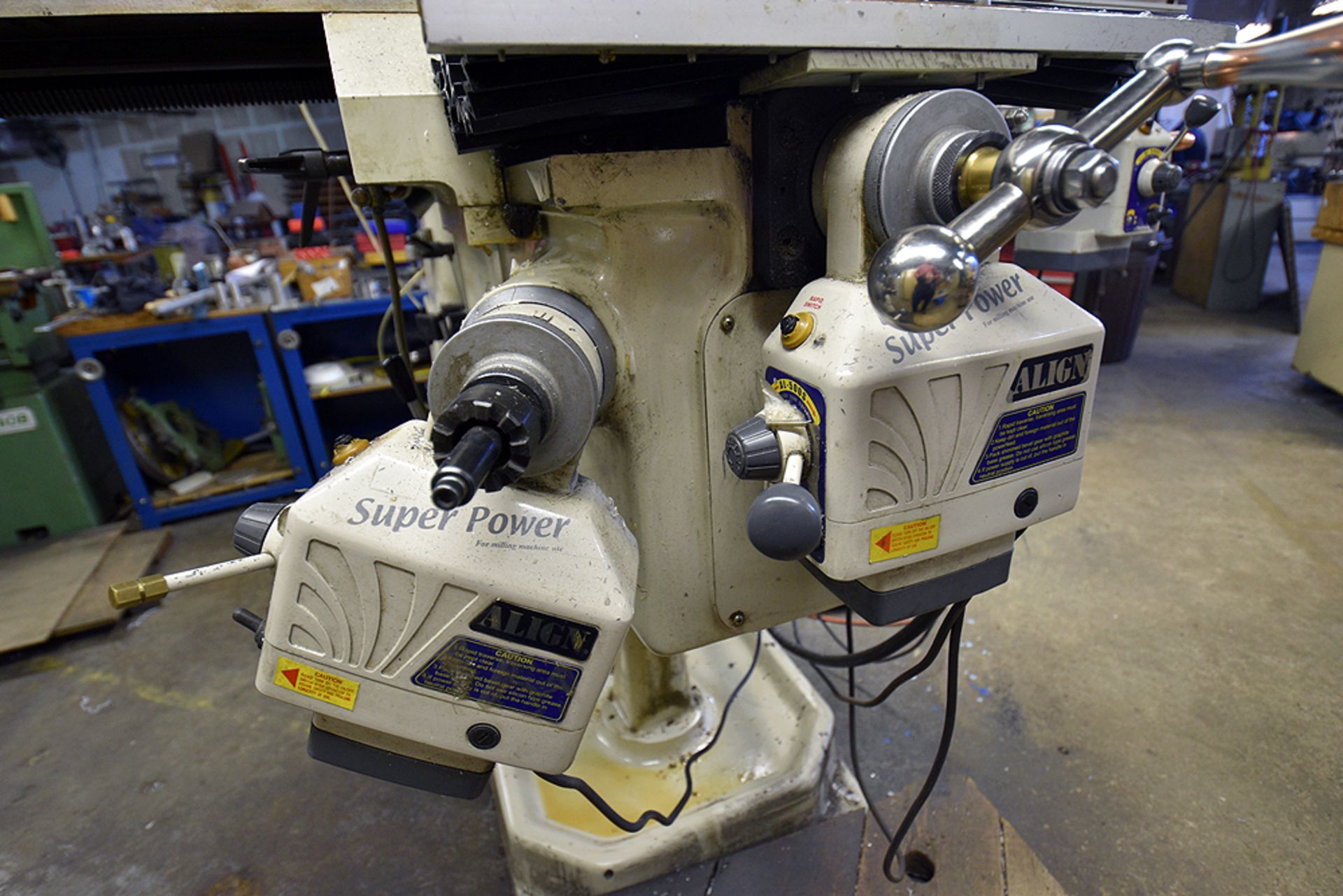 Victor model JF-4VS vertical milling machine, s/n 05024, w/ 3 H.P. head, w/ 10” x 54” T-slotted work - Image 4 of 9