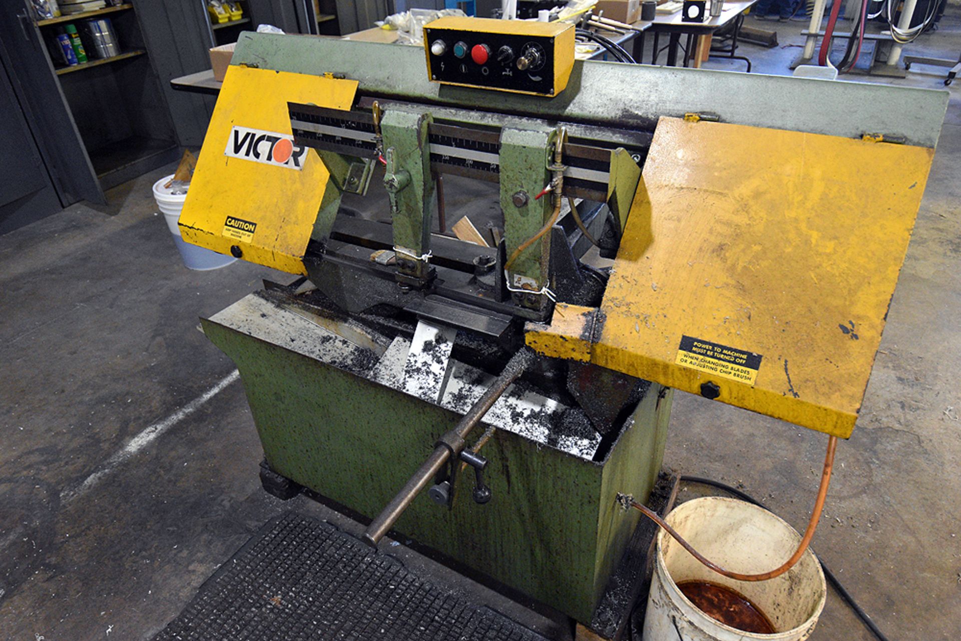 Victor model MH1016-JA horizontal bandsaw, s/n 860322