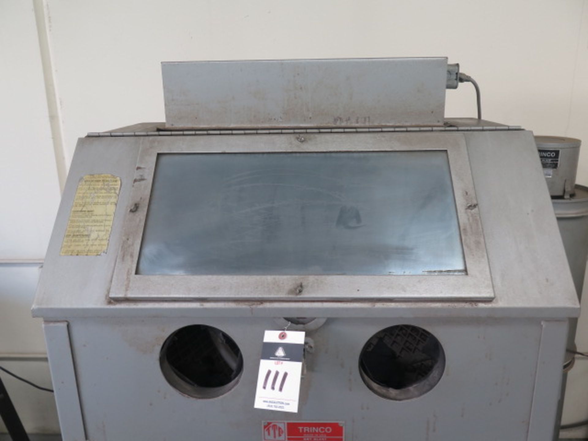 Trinco mdl. 36/BP Dry Blast Cabinet s/n 44830-6 w/ Dust Collector - Image 3 of 6