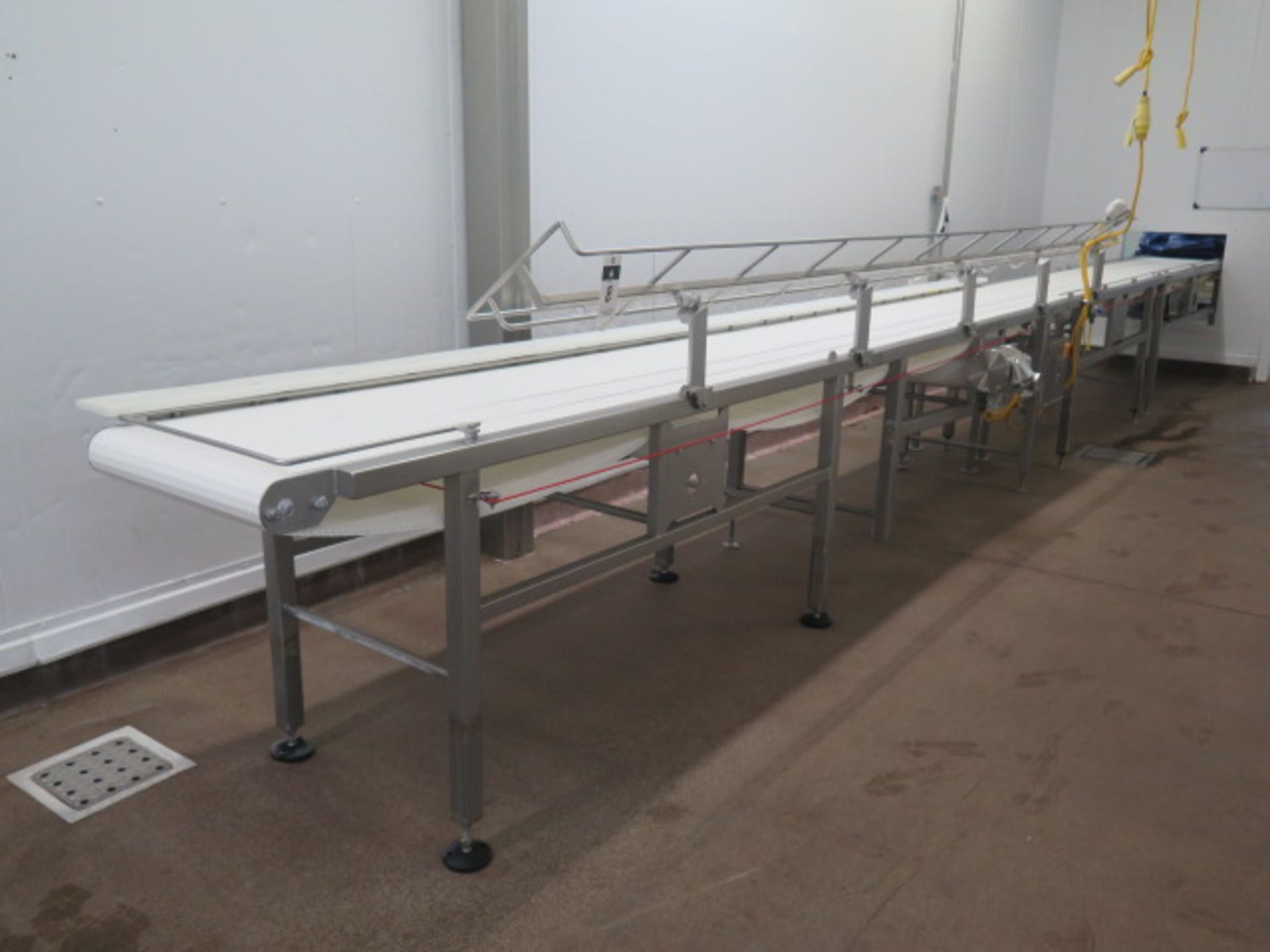 Bowl and Tray Manual Packaging Line w/ Conveyor