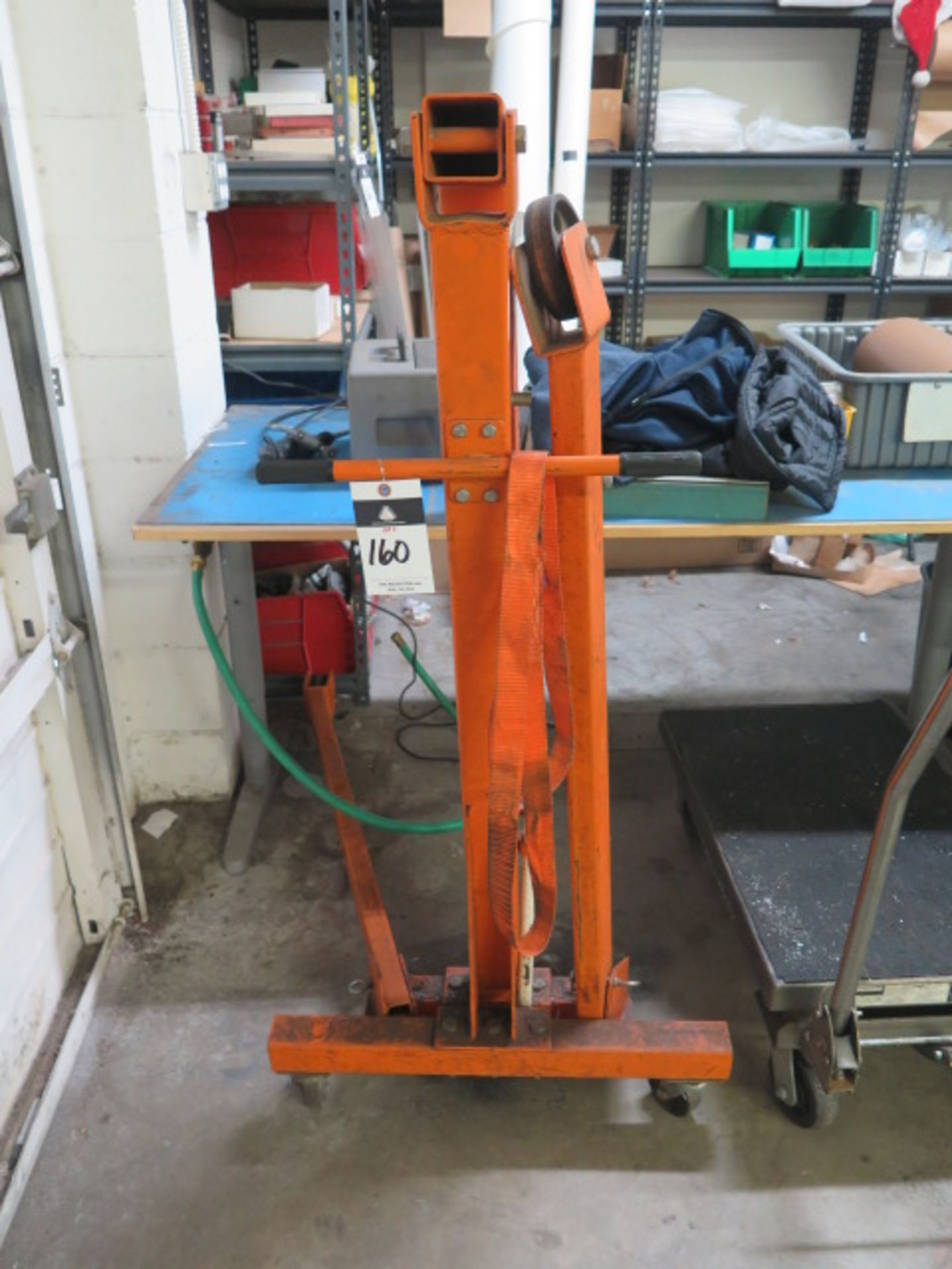 Hydraulic Engine Hoist