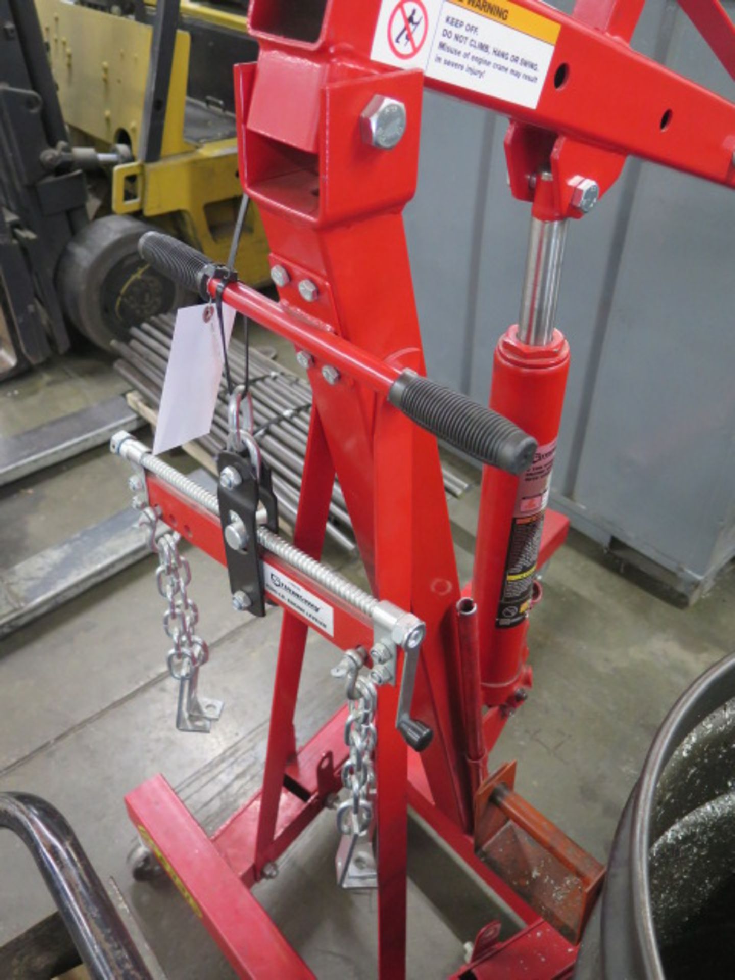 Strongway 2-Ton Hydraulic Engine Hoist - Image 3 of 4