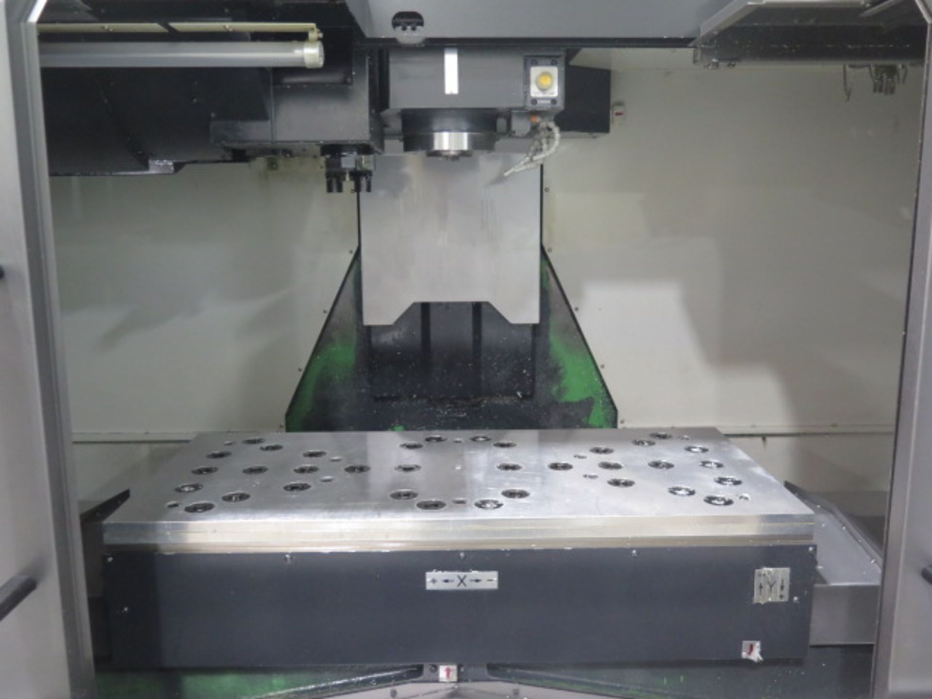 2013 Doosan DNM-500 II 4-Axis CNC Vertical Machining Center s/n MV0010-002320 w/ Fanuc Series 0i- - Image 5 of 17