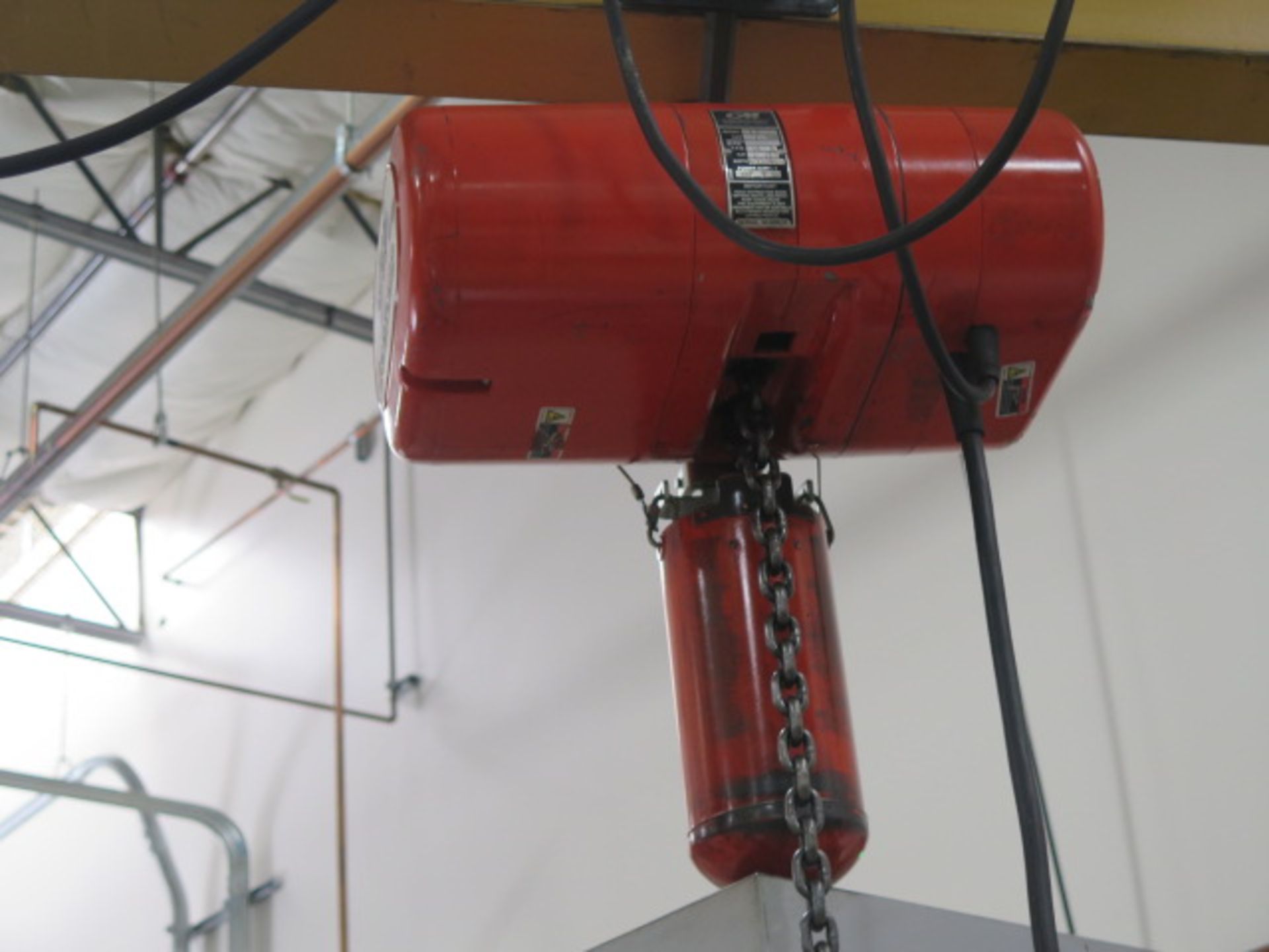 Gorbel 2000 Lb Cap Floor Mounted Jib Hoist w/ CM Loadstar Electric Hoist - Image 4 of 5