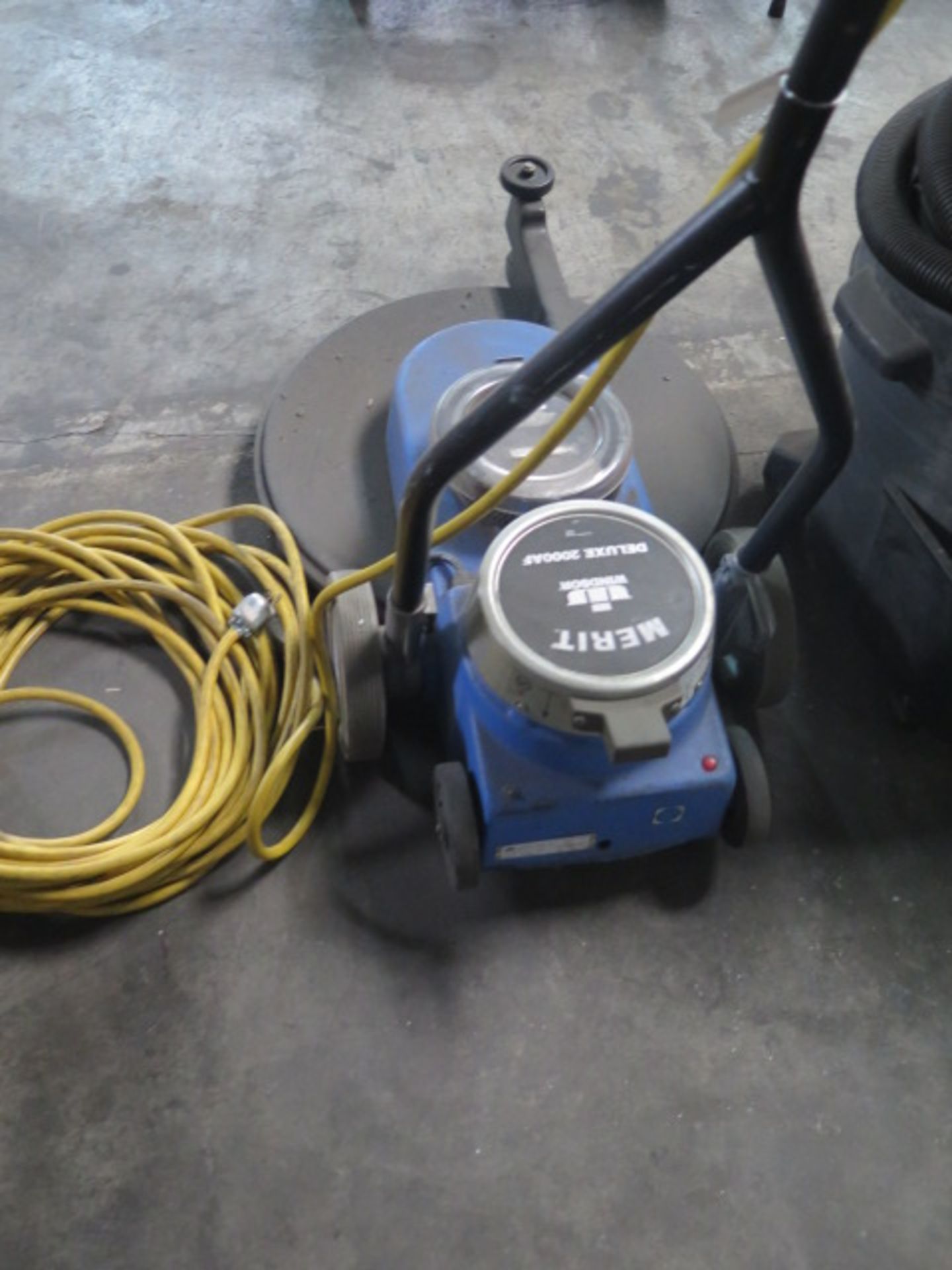 Windsor Merit "Deluxe 2000 AF" Floor Polisher w/ Acces - Image 3 of 5