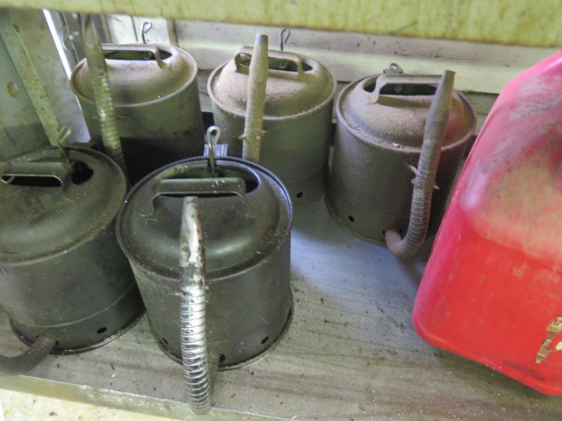 Oil Cans - Image 2 of 2