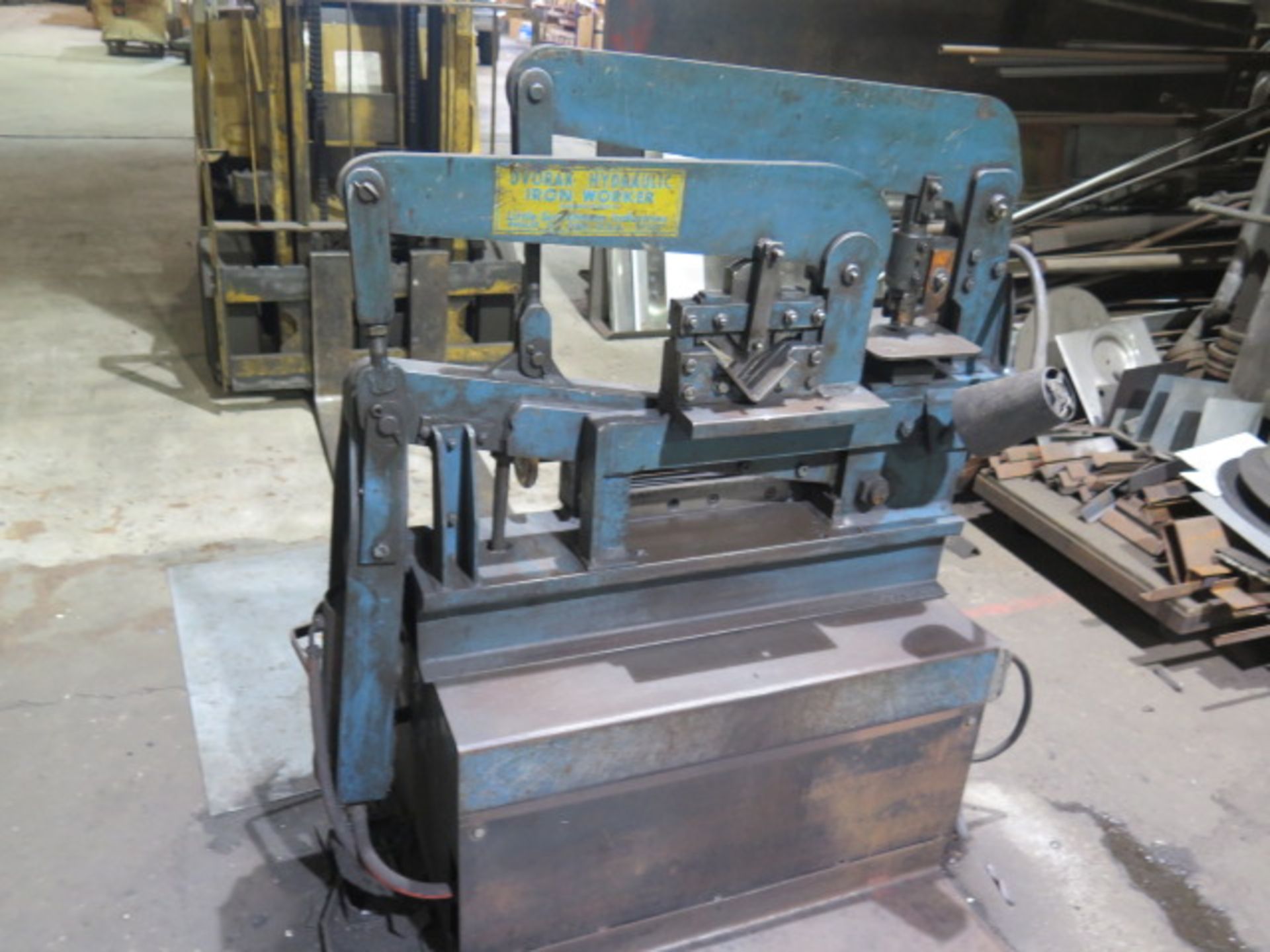 Scotchman mdl 314 “Dvorak” Hydraulic Iron Worker s/n 4205 w/ Punch, 3” x 3” Angle Shear, 14” Flat - Image 2 of 7