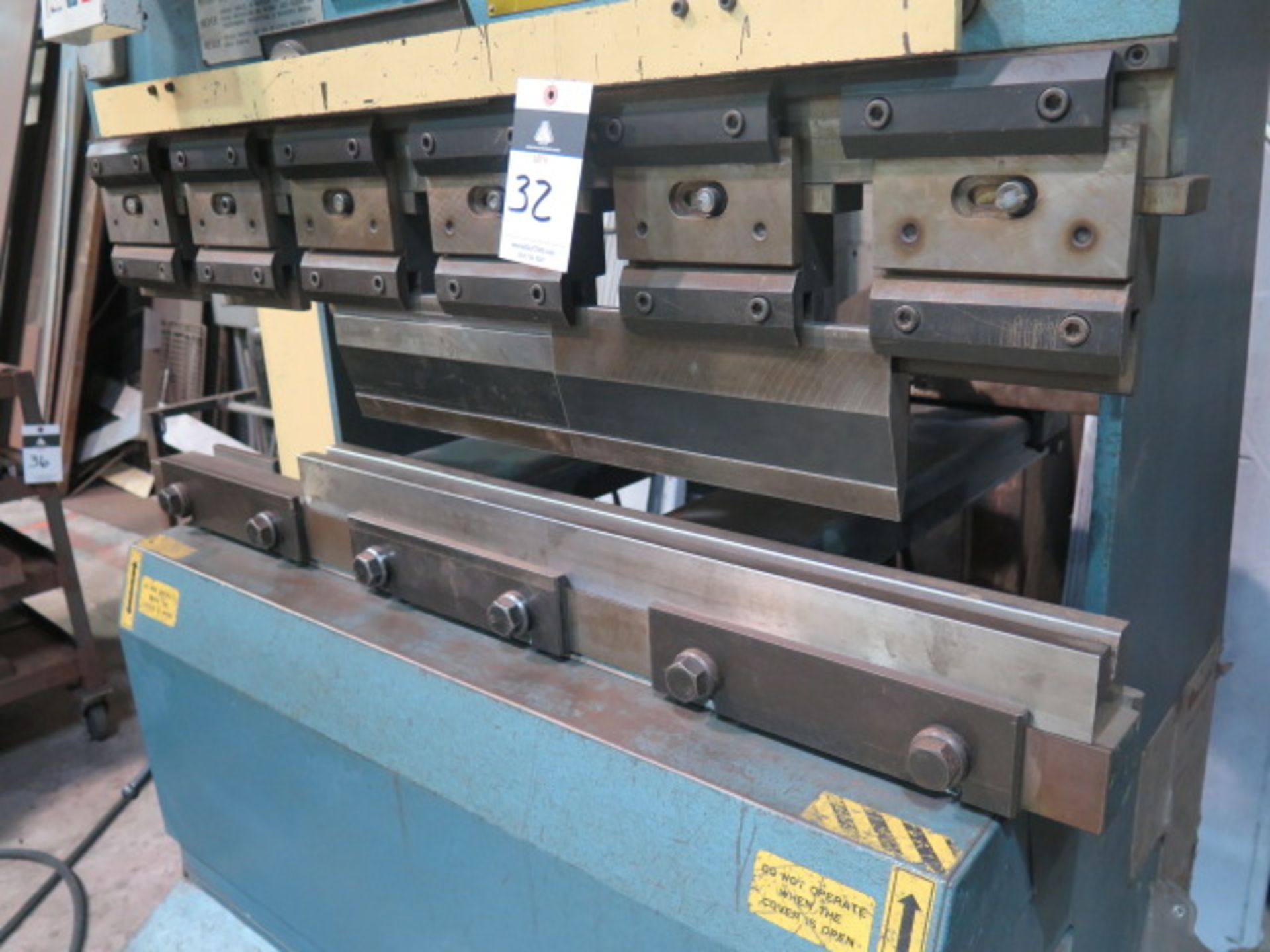 Amada RG-25 25 Ton x 48” CNC Press Brake s/n 255329 w/ Amada “Autogauge” CNC Controls, 47.3” Bed - Image 5 of 9