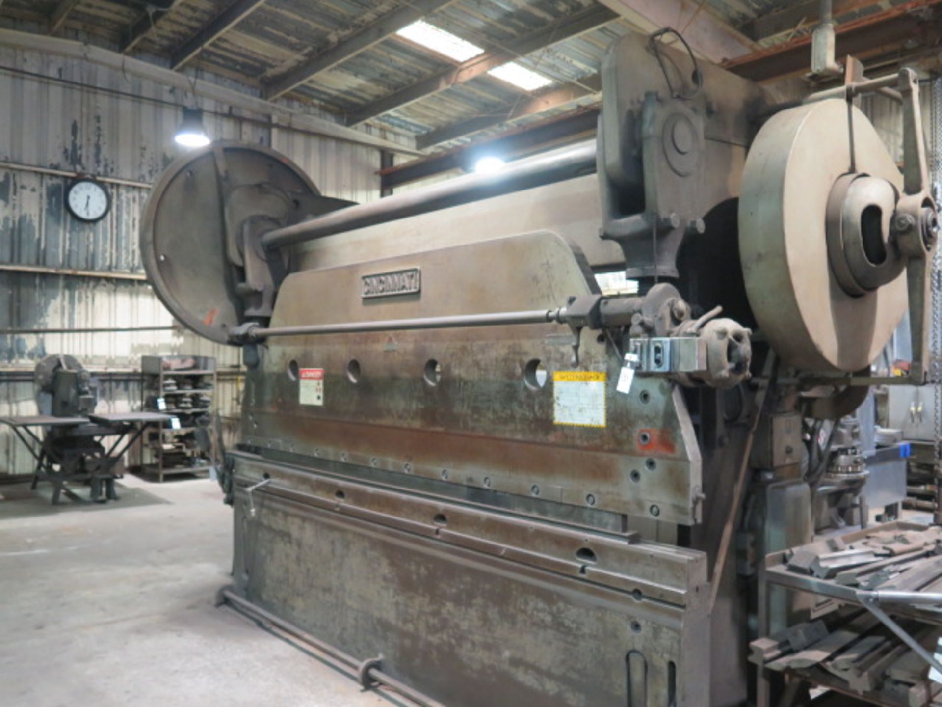 Cincinnati 90 Ton x 12’ (Rater @ 10’) Mechanical Press Brake s/n 23741 w/ 12’ Bed Length, 8 ½” - Image 3 of 12