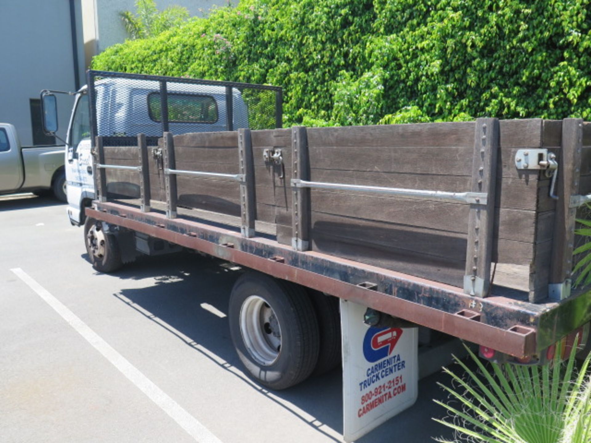 2006 Isuzu NPRHD 12’ Stake Bed Truck Lisc# 8A81262 w/ 5.2L Diesel Engine, Automatic Trans, AC, AM/ - Image 4 of 13