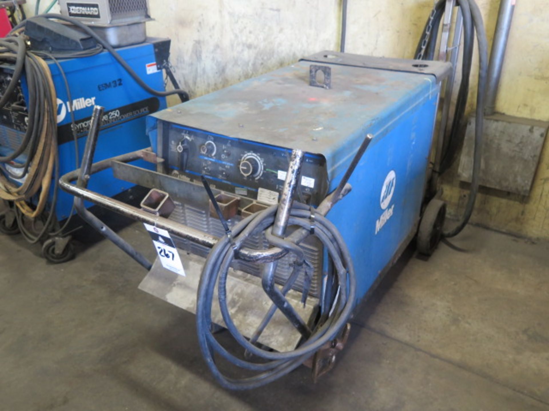 Miller Dimension 452 CC/CV-DC Arc Welding Power Source s/n KJ170797