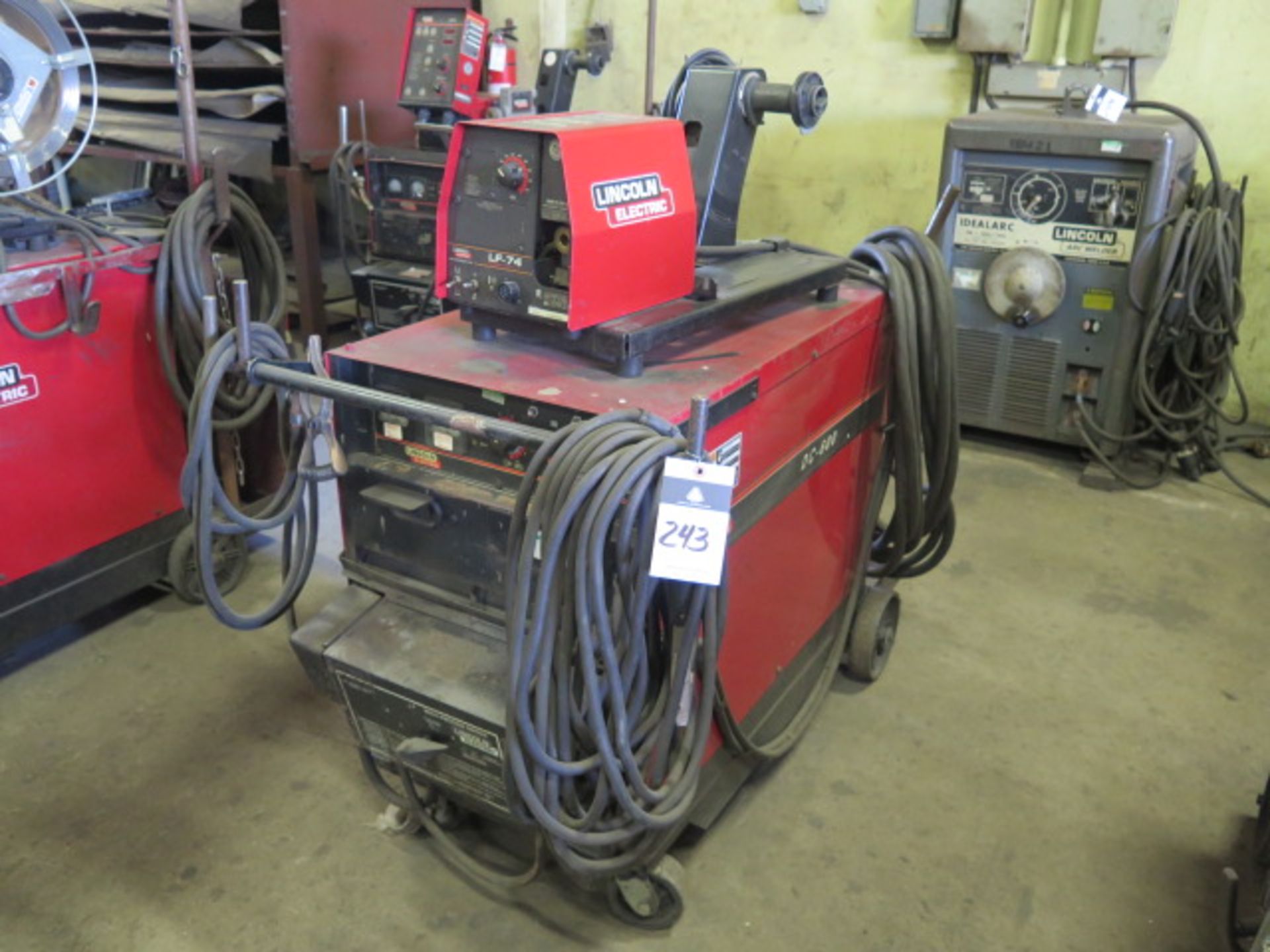 Lincoln DC-600 DC Arc Welding Power Source s/n U1050624656 w/ Lincoln Multi-Process Switch,