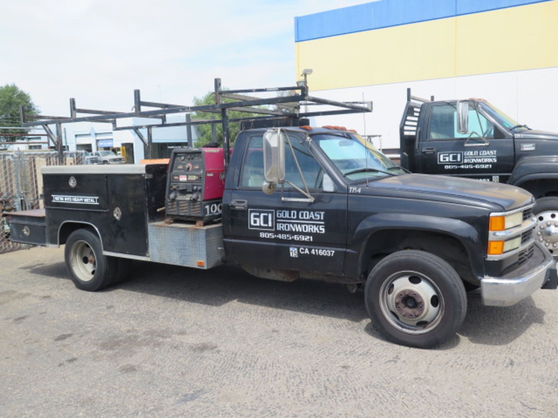 2001 Chevrolet Silverado 3500HD Welding Utility Truck Lisc# 6U26651 w/ 8.1L V8 Gas Engine, Automatic