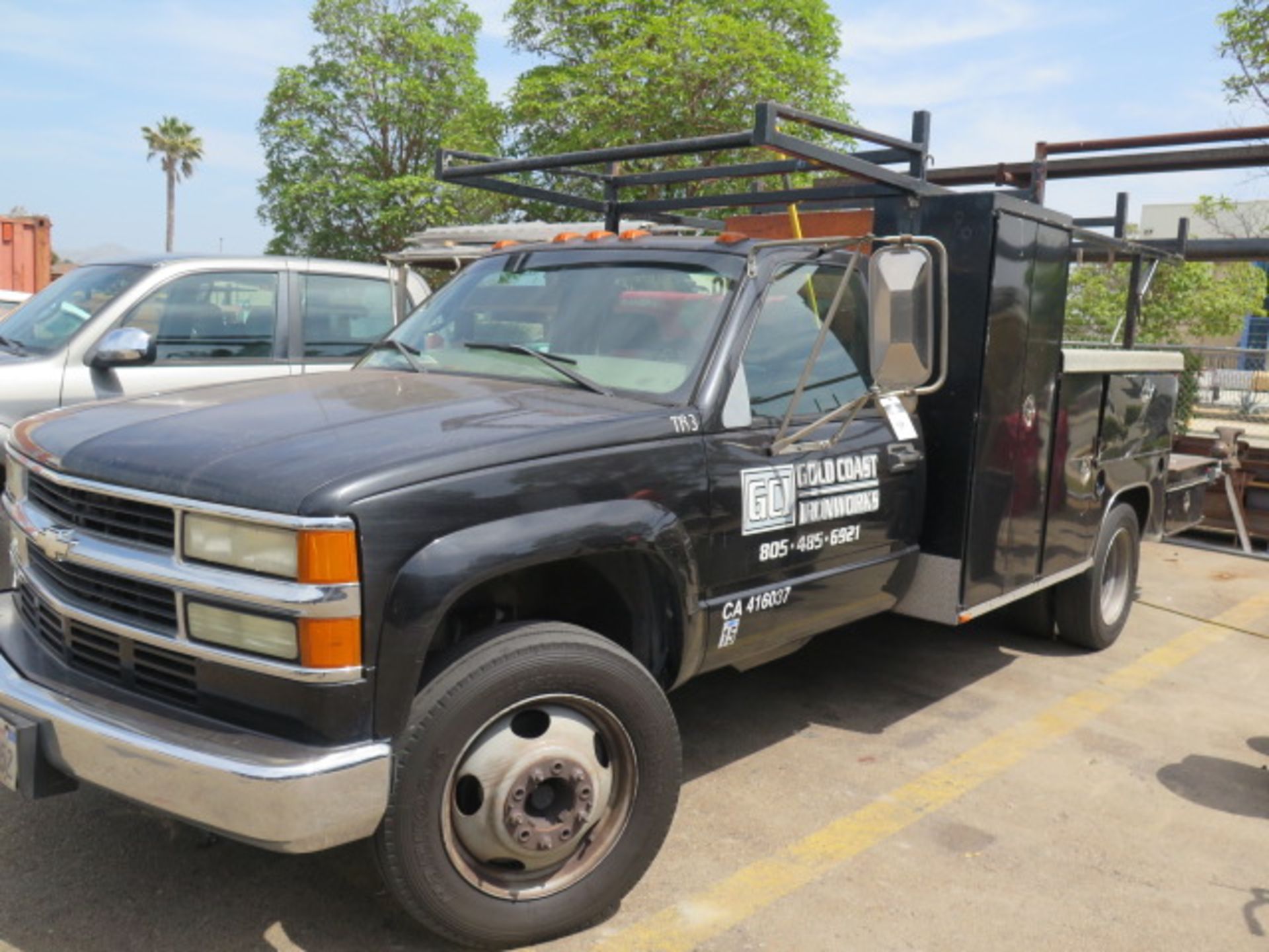 2001 Chevrolet Silverado 3500HD Welding Utility Truck Lisc# 6U26652 w/ 8.1L V8 Gas Engine, Automatic