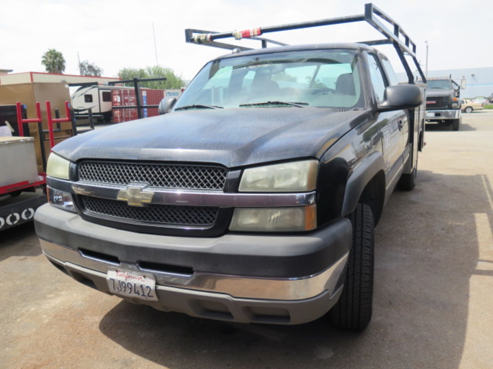 2004 Chevrolet 2500HD Duramax Diesel Extended Cab Utility Truck Lisc# 7J99412 w/ 6.6L Turbo Diesel - Image 4 of 17