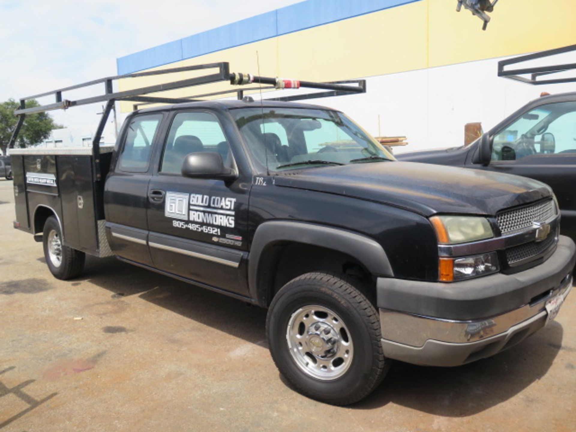 2004 Chevrolet 2500HD Duramax Diesel Extended Cab Utility Truck Lisc# 7J99412 w/ 6.6L Turbo Diesel