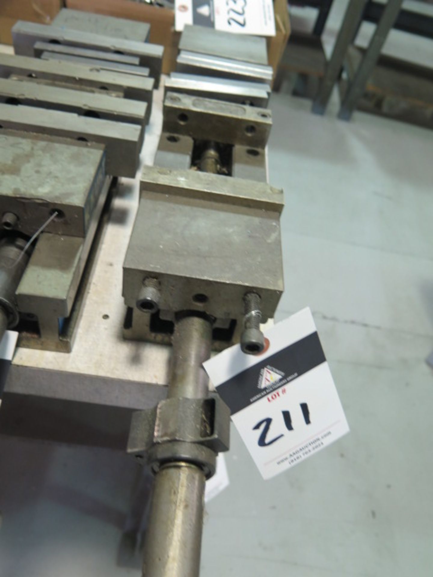 Kurt DL430 4" Double-Lock Vise