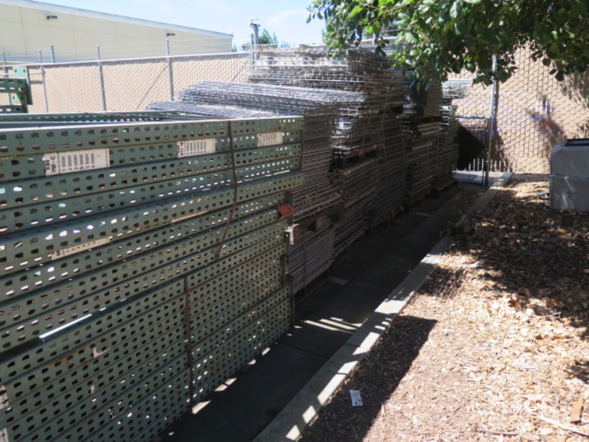 Pallet Racking (APPROX 74 Uprights, Cross Beams, Screen and Plank Shelving) - Image 10 of 10