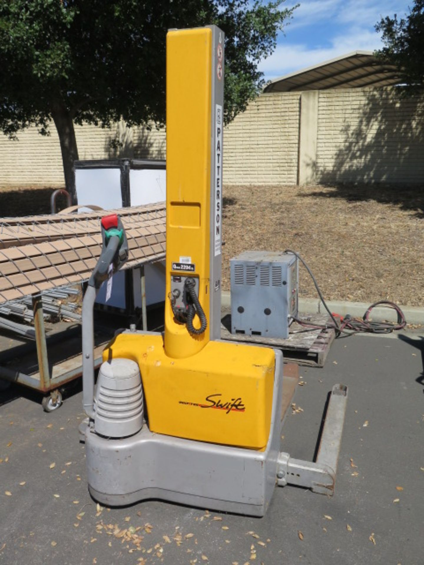 2000 Multiton Swift mdl. EBM 2204 Lb Cap Electric Pallet Mover s/n 0997003703400 w/ 110 Volt Plug-I