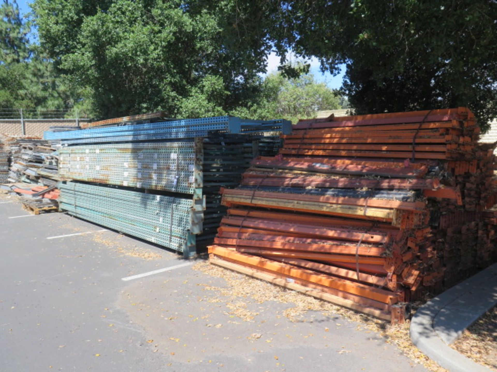 Pallet Racking (APPROX 74 Uprights, Cross Beams, Screen and Plank Shelving) - Image 2 of 10