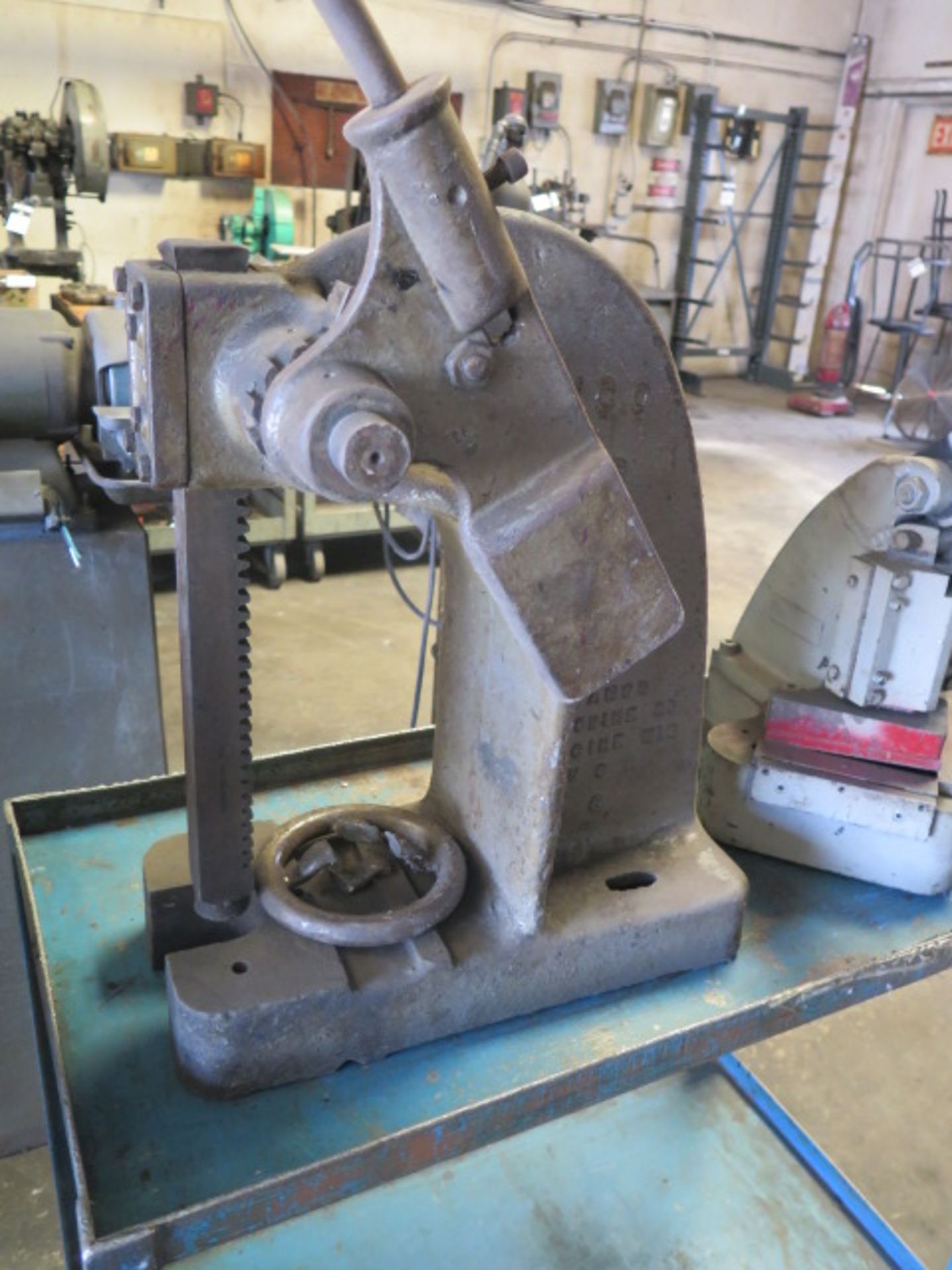 6” x 6” Hand Notcher and Famco 3R Arbor Press (BROKEN HAND WHEEL) - Image 4 of 6