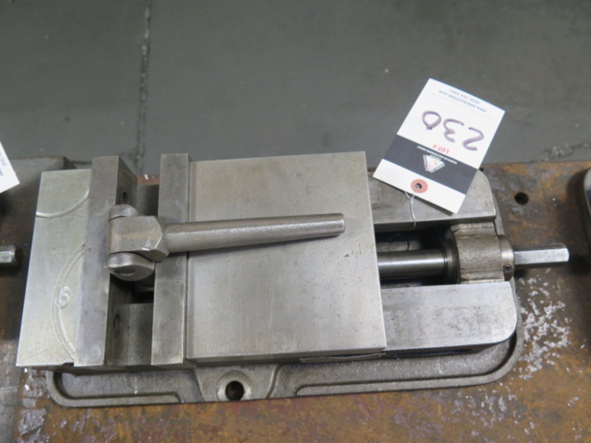 Kurt 6" Angle-Lock Vise