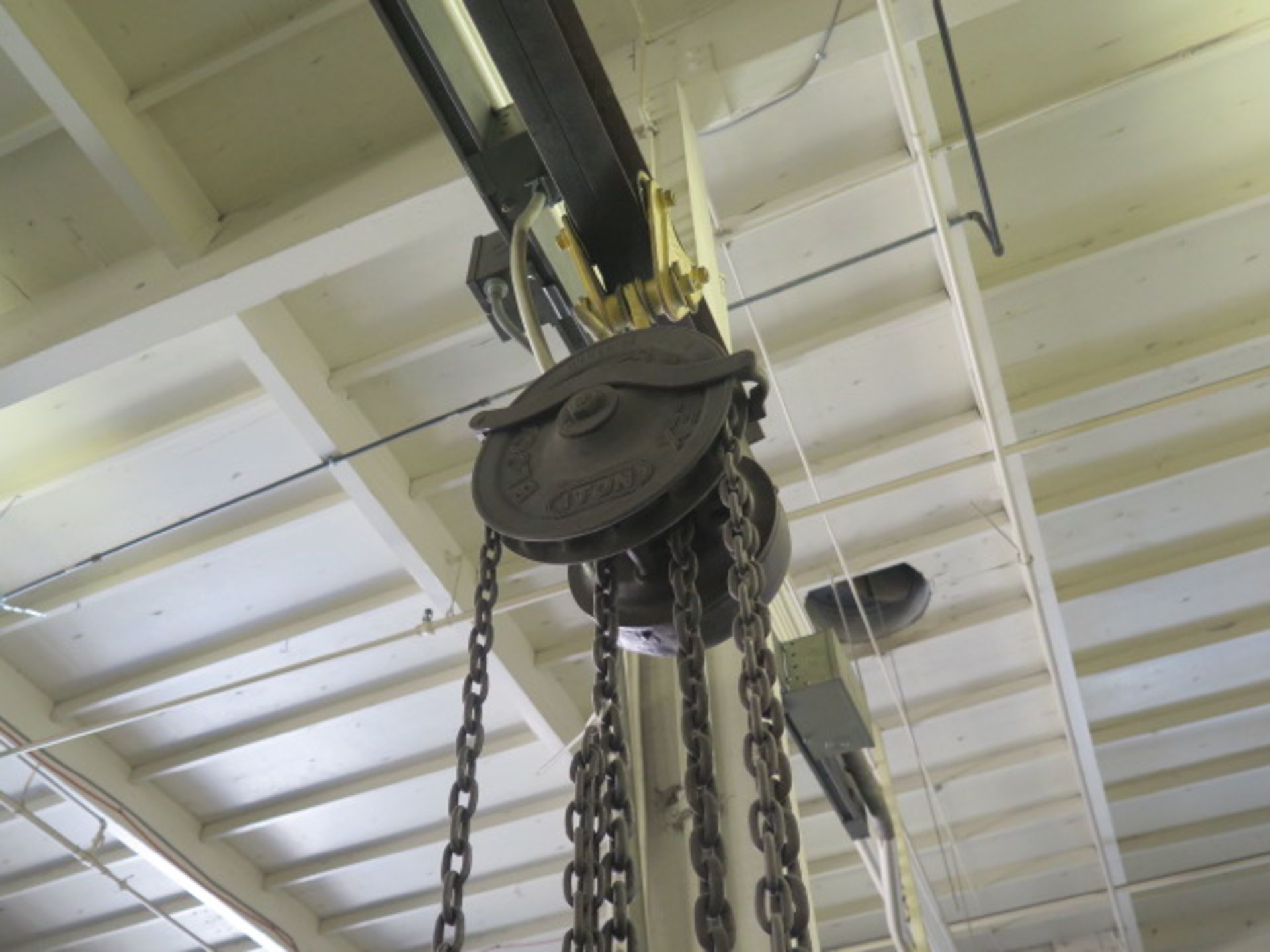 Yale 1-Ton Chain Hoist and Trolley - Image 2 of 2