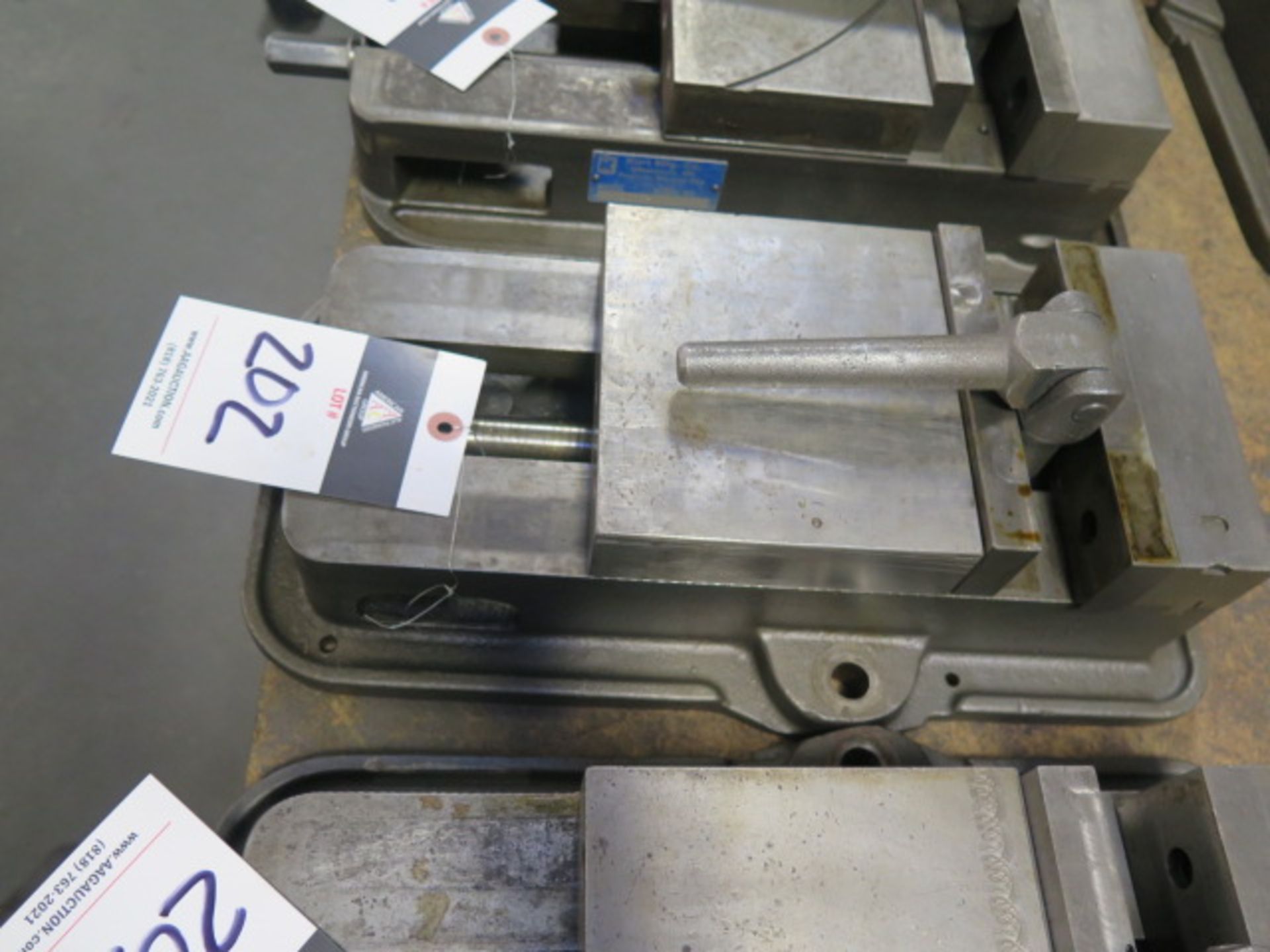 Kurt 6" Angle-Lock Vise - Image 2 of 2