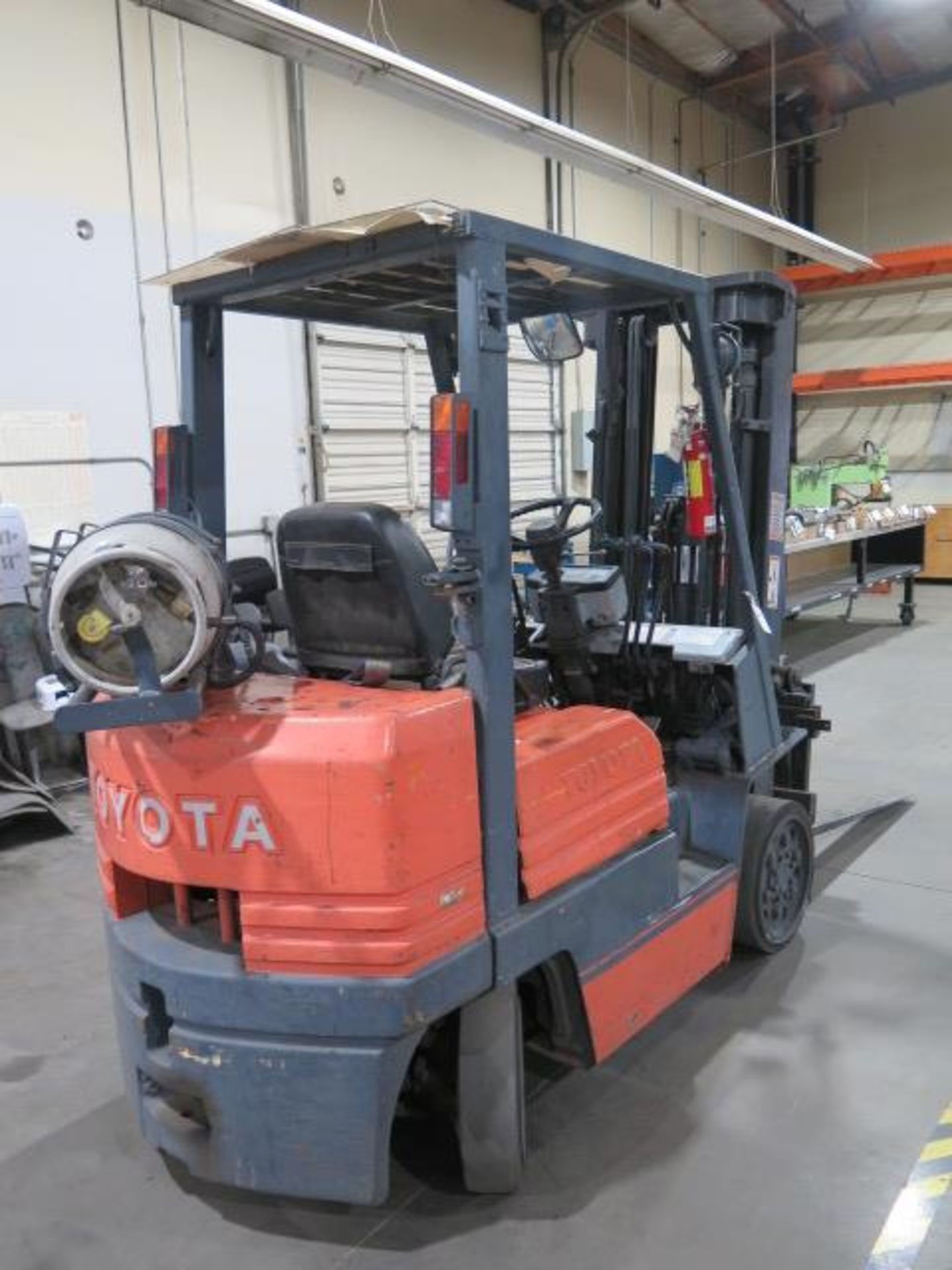 Toyota 5FGC25 5000 Lb Cap LPG Forklift s/n 76510 w/ 3-Stage Mast, 188” Lift Height, Side Shift, - Image 3 of 10