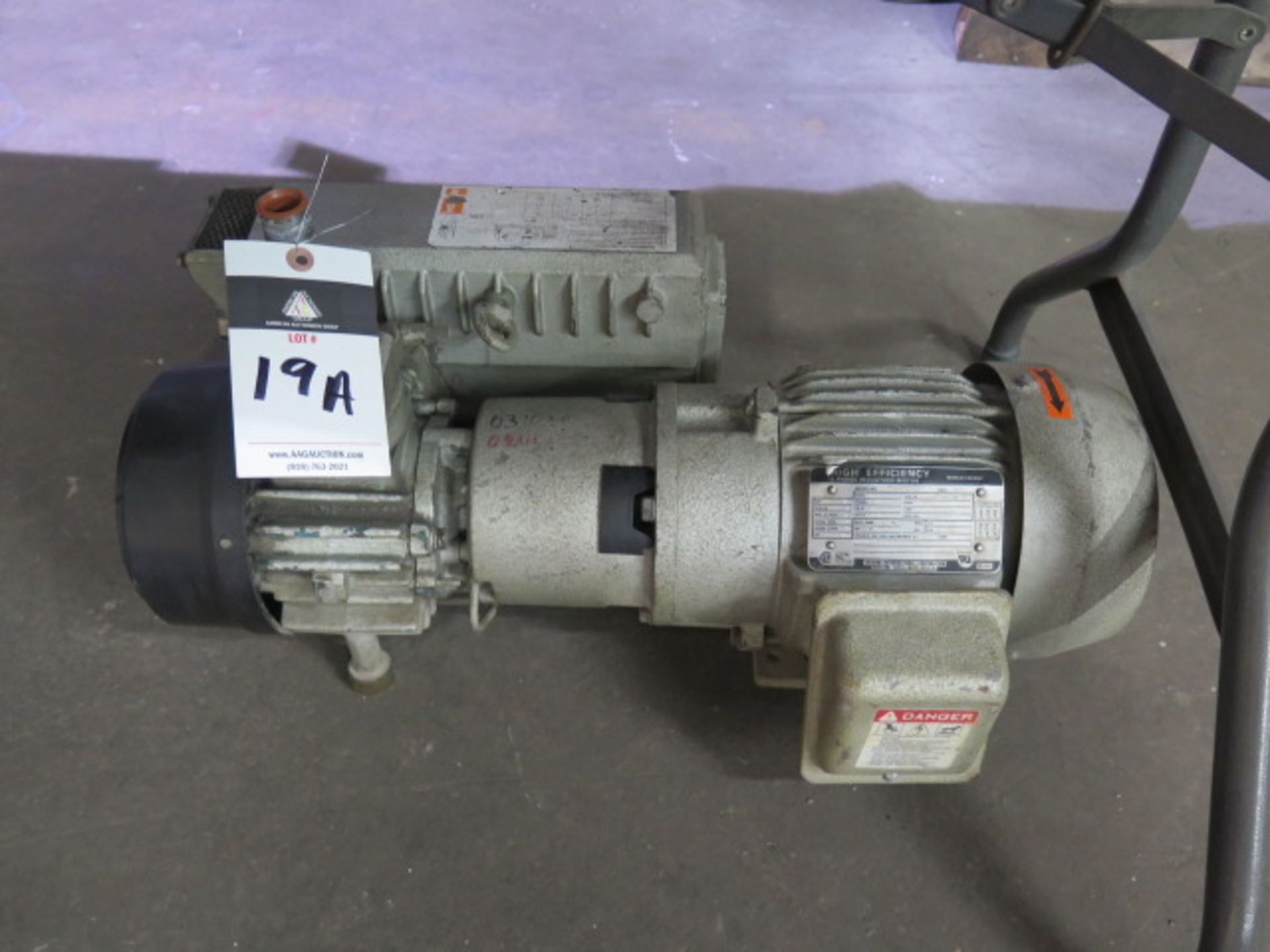 Buusch Vacuum Pump