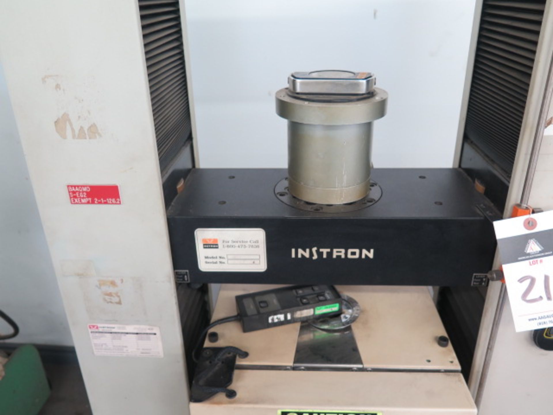 Instron 4501 Tensile Tester s/n H3105 w/ Digital Controls, Heat Wave Test Chamber (Oven) - Image 4 of 8