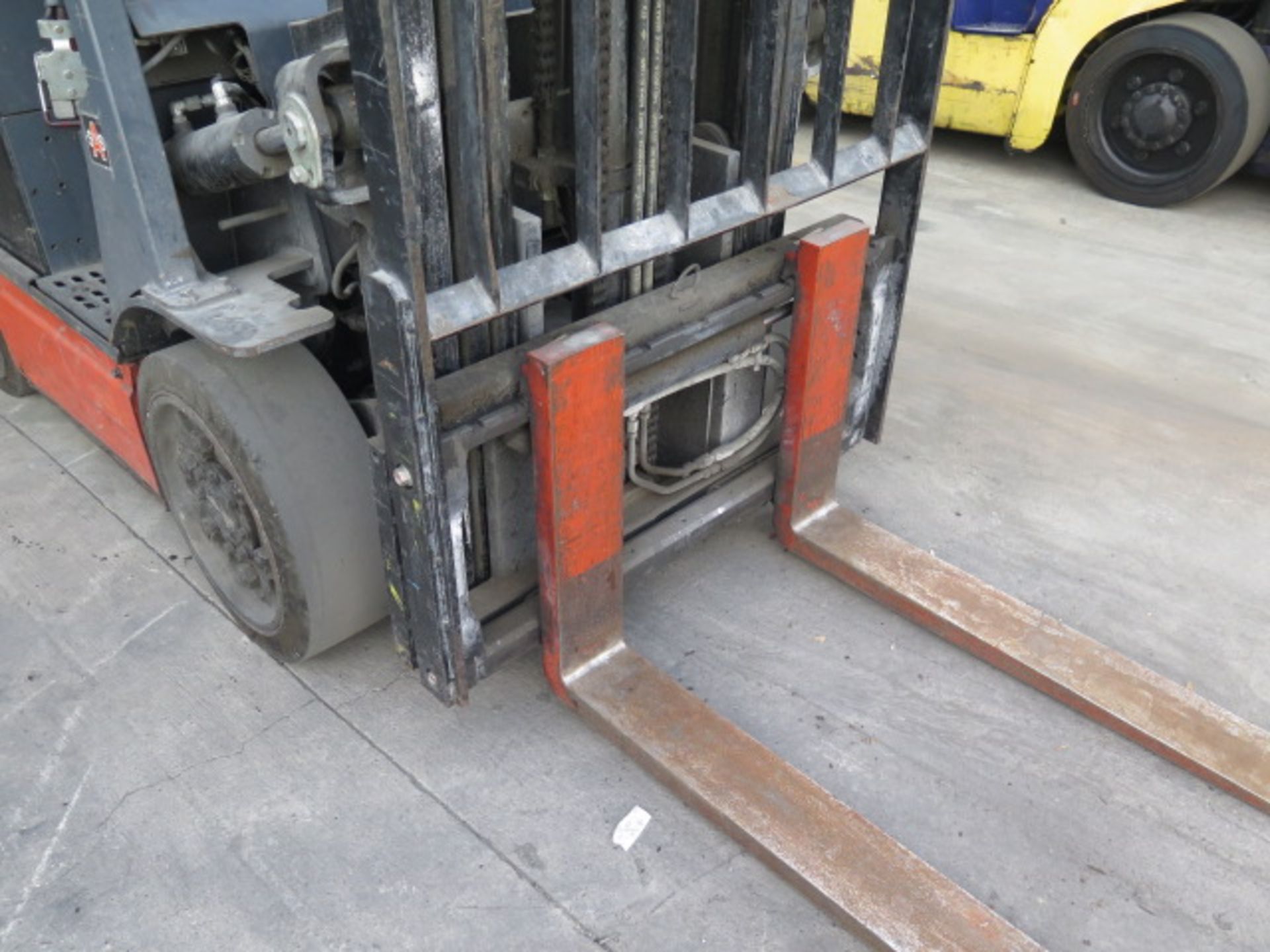 Toyota 8FBCU25 5000 Lb Cap Electric Forklift s/n 64087 w/ 3-Stage Mast, 198” Lift Height, Side - Image 4 of 12