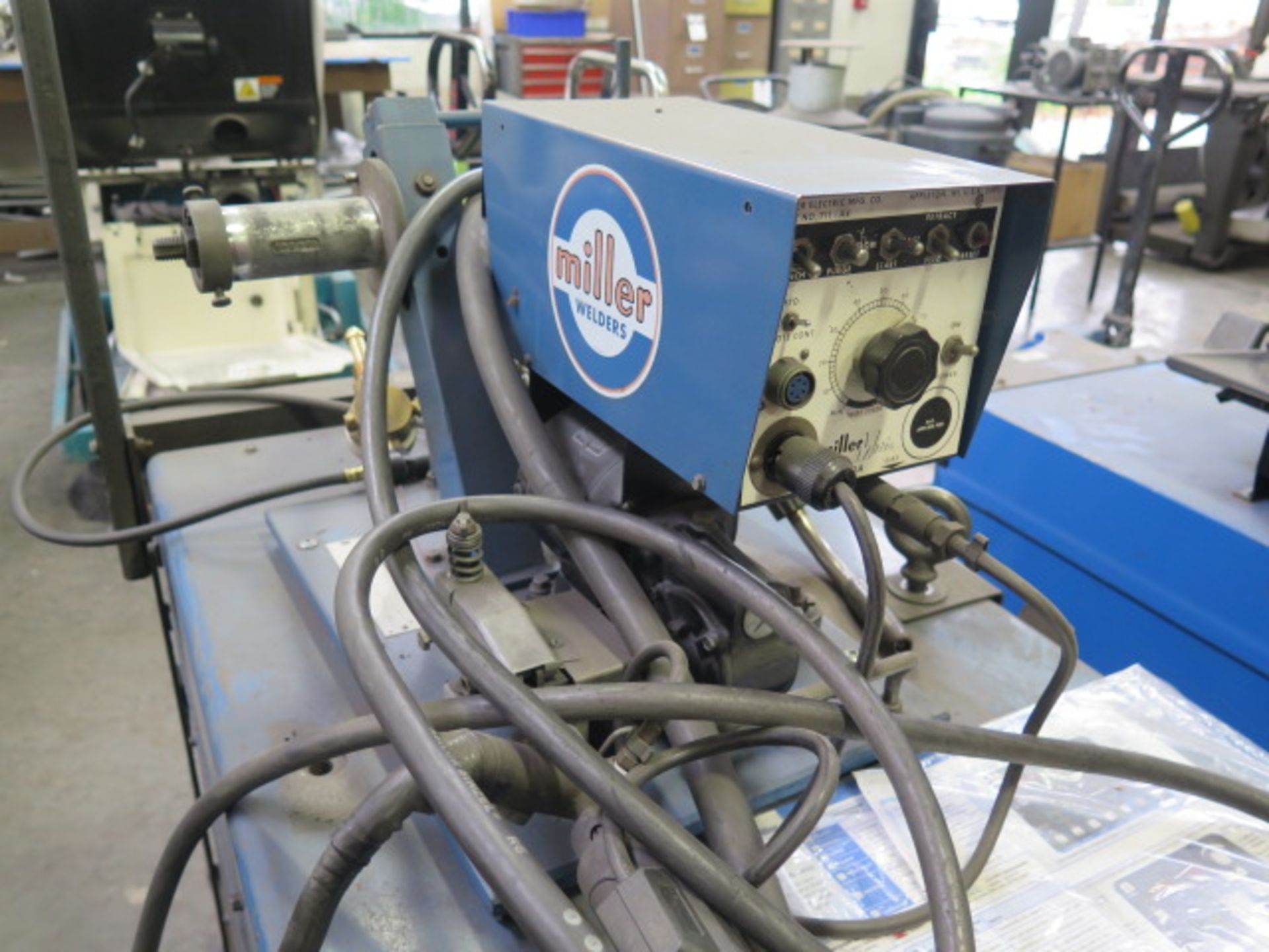 Miller CP-250TS CP-DC Arc Welding Power Source w/ Miller 10A Wire Feeder - Image 5 of 6