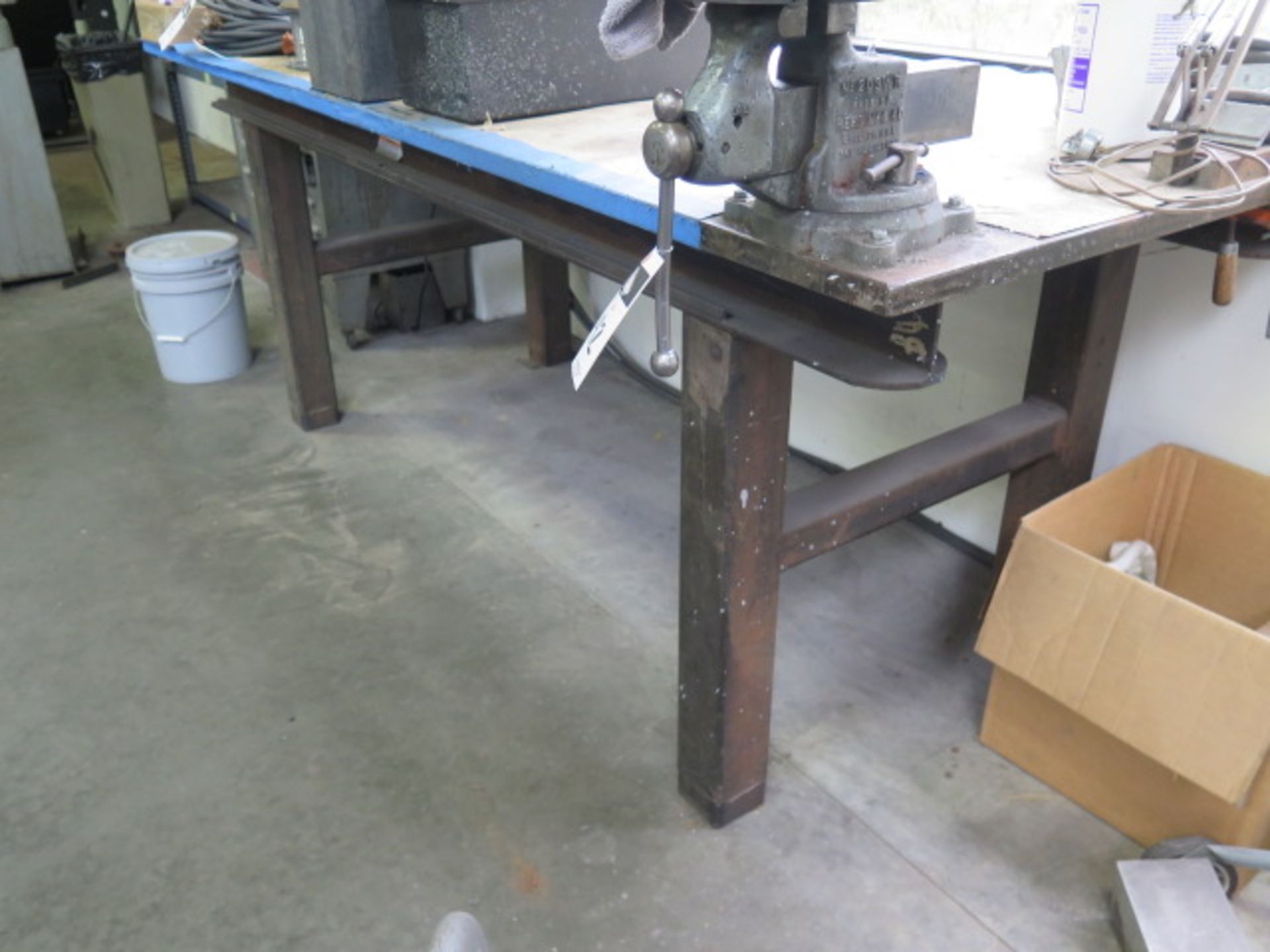 Steel Welding Bench w/ Bench Vise