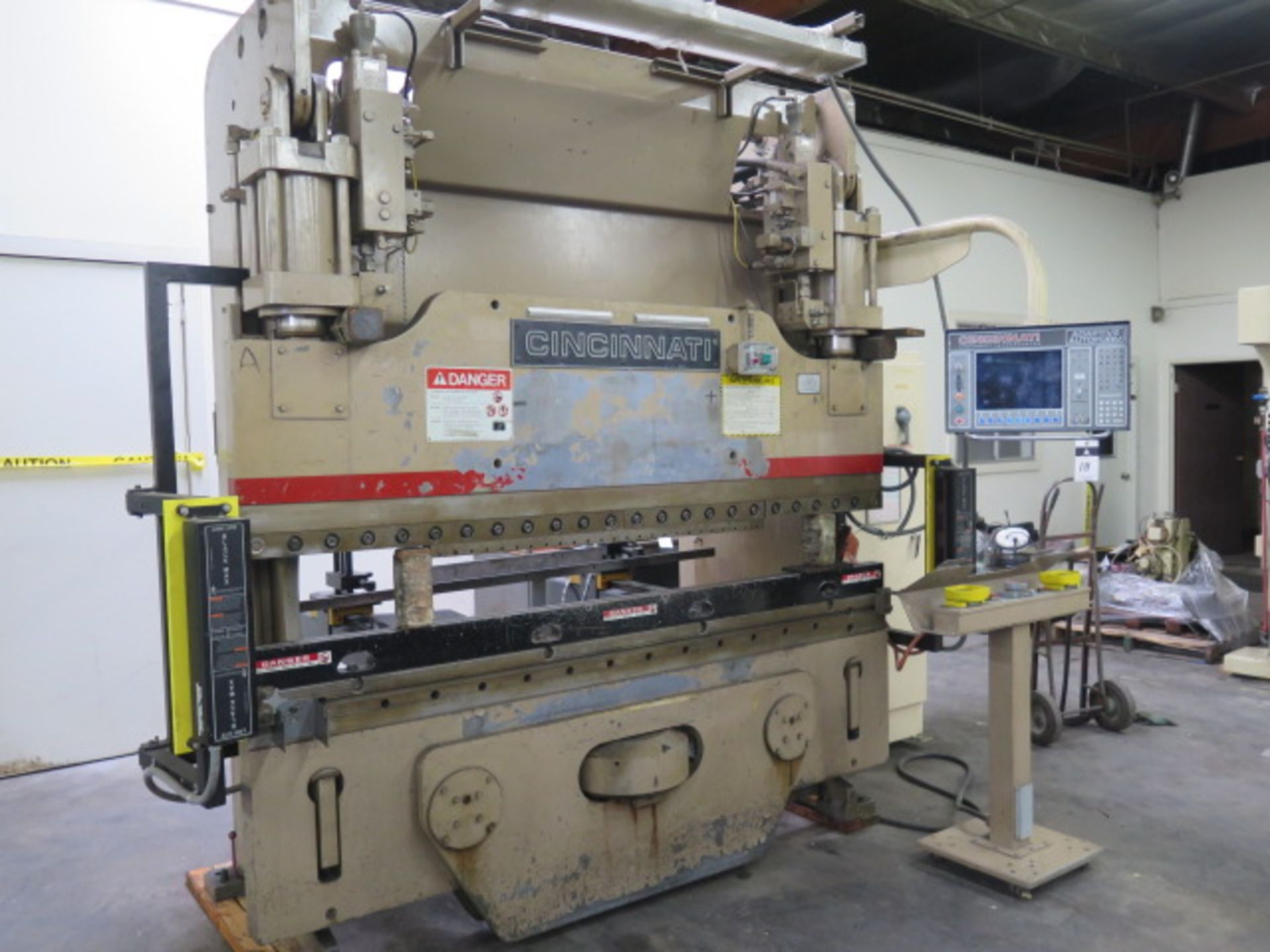 Cincinnati 90AFx6’ “Autoform” 90-Ton x 6’ Hydraulic CNC Press Brake s/n 45408 w/ Cincinnati Adaptive