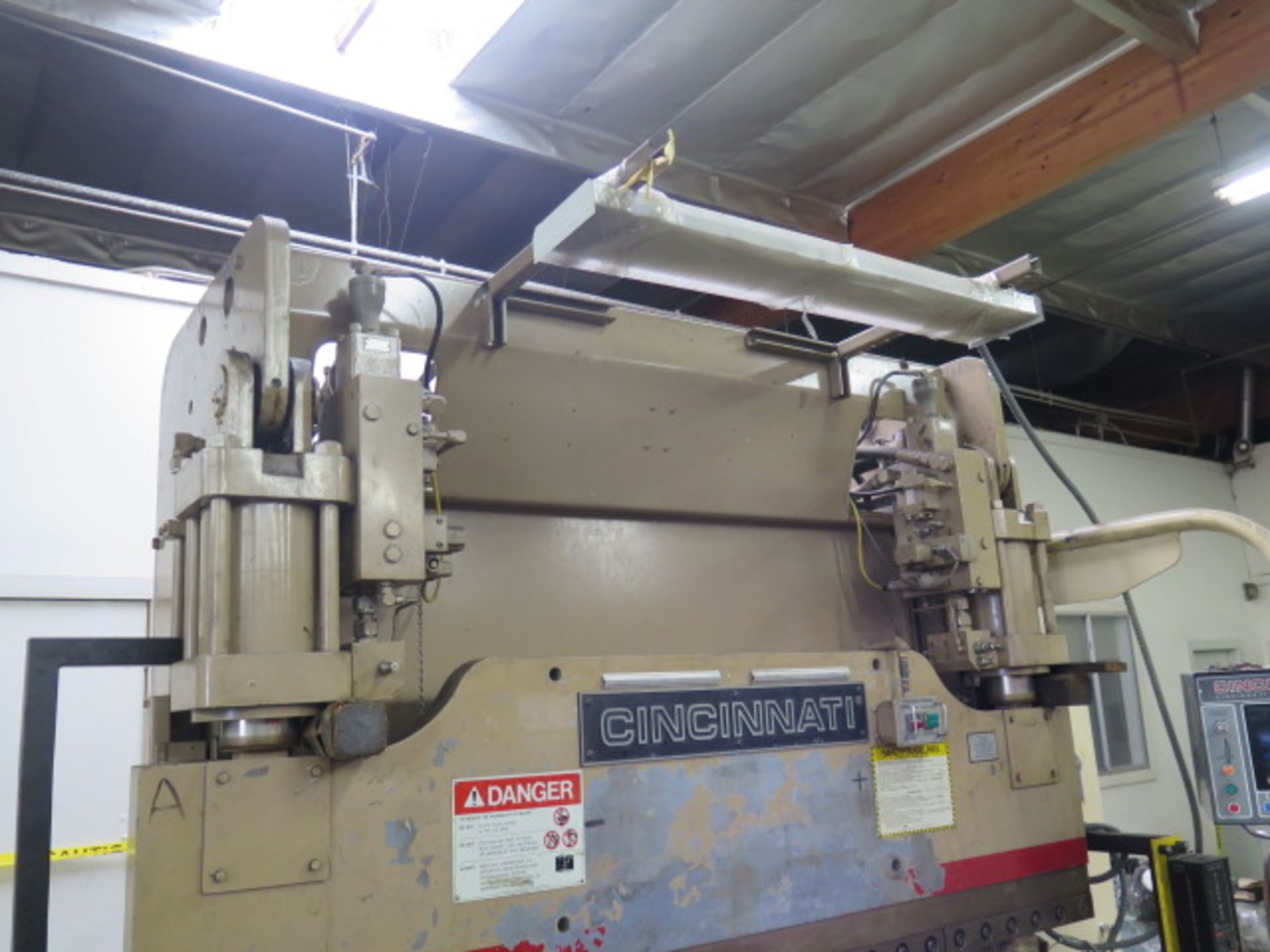 Cincinnati 90AFx6’ “Autoform” 90-Ton x 6’ Hydraulic CNC Press Brake s/n 45408 w/ Cincinnati Adaptive - Image 3 of 18