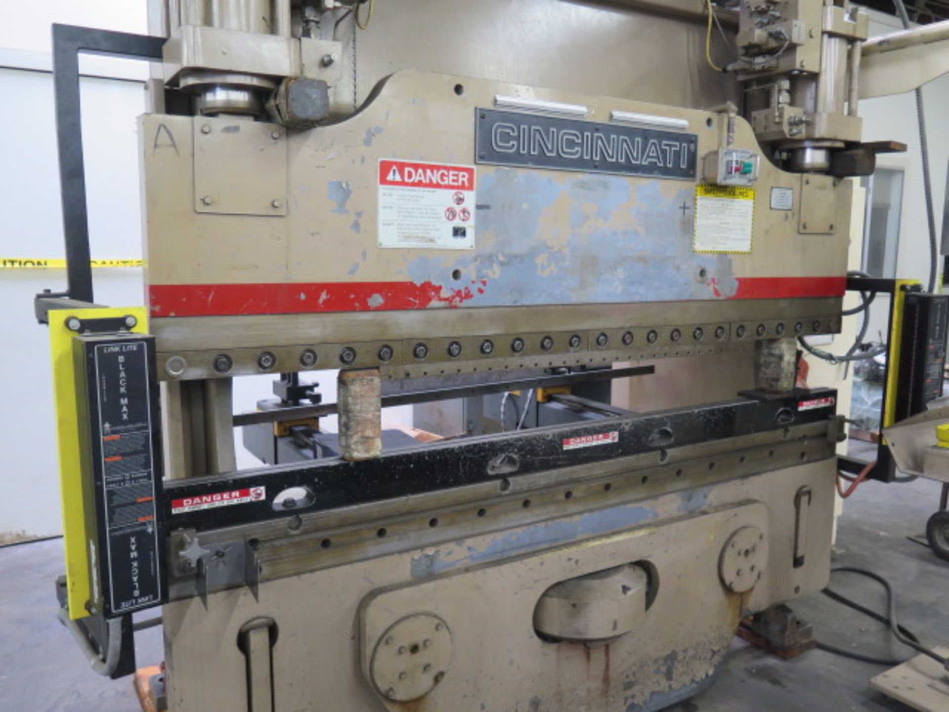 Cincinnati 90AFx6’ “Autoform” 90-Ton x 6’ Hydraulic CNC Press Brake s/n 45408 w/ Cincinnati Adaptive - Image 4 of 18