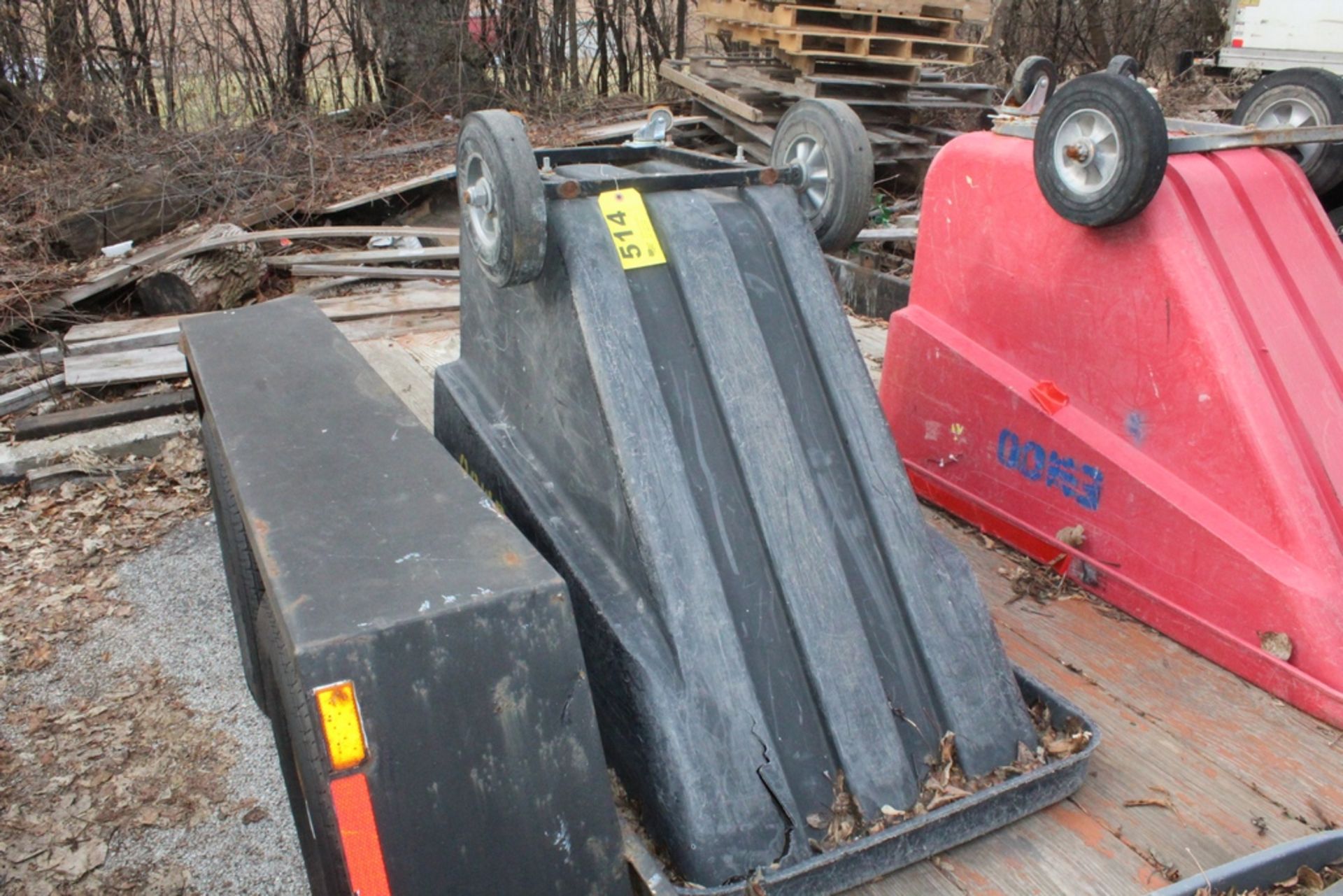 PLASTIC DUMP HOPPER