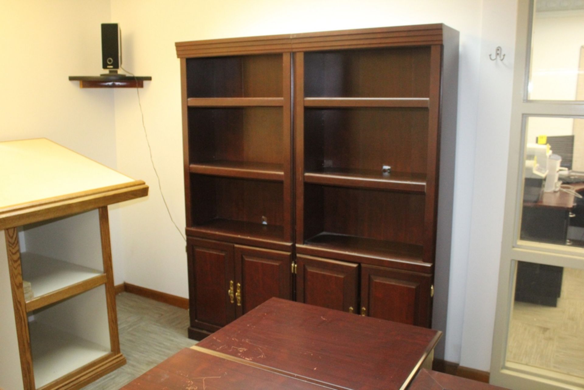 OFFICE SUITE INCLUDING DESK WITH CREDENZA, CABINET WITH HUTCH, (2) BOOKCASES AND TWO STORARGE - Image 5 of 5