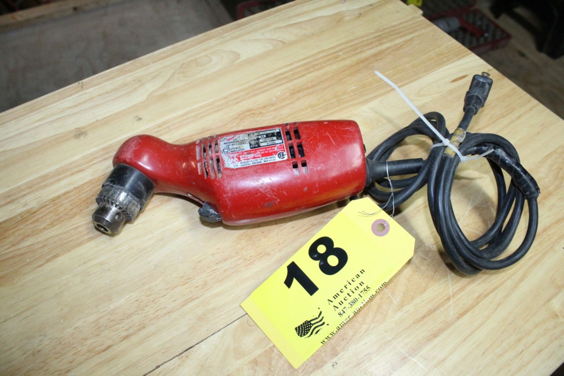 MILWAUKEE MODEL 0375-1 3/8" REVERSIBILE DRILL