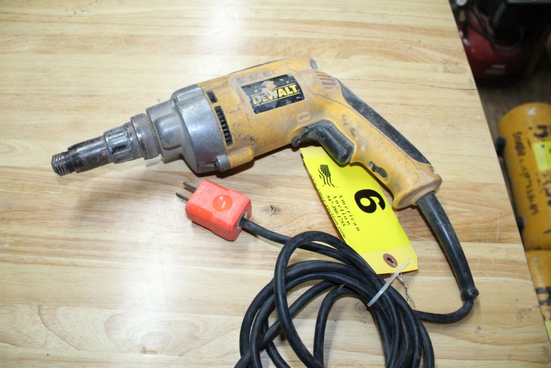 DEWALT MODEL DW268 VSR VERSA CLUTCH ELECTRIC SCREWDRIVER