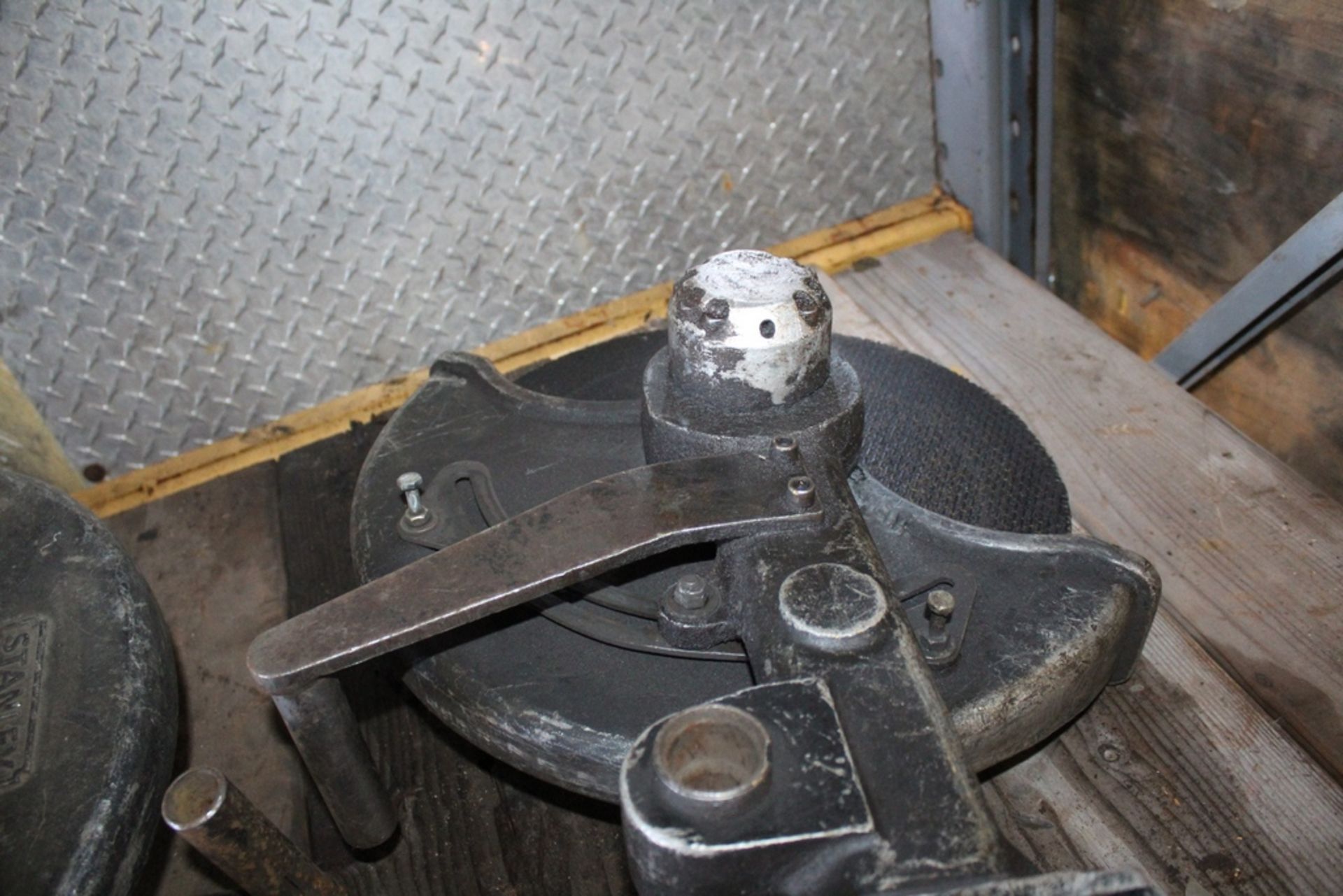 STANLEY HYDRAULIC RAIL SAW - Image 2 of 2